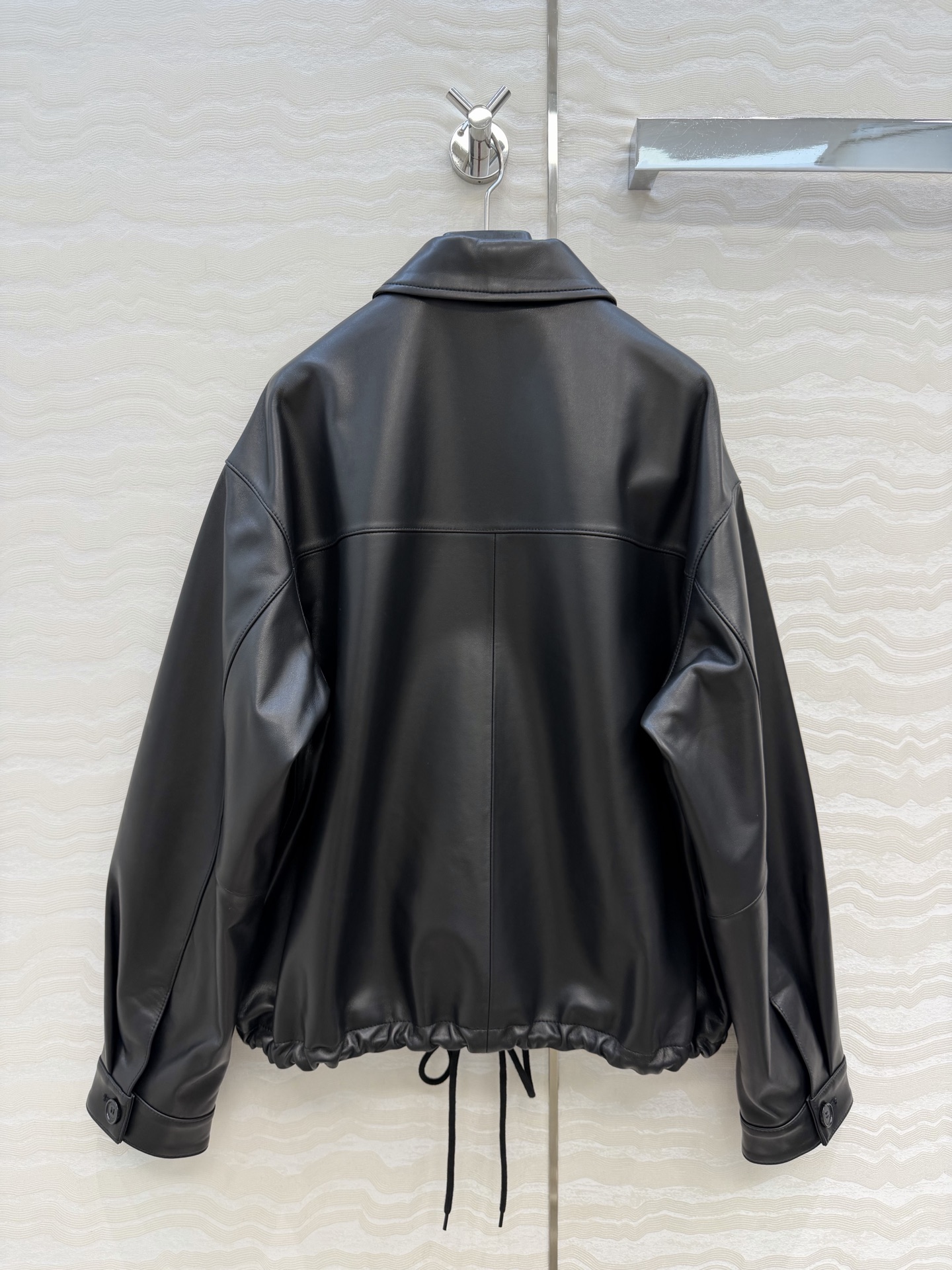 高端原单品质❤️PR高智感穿搭！大幂幂同款，又A又飒老干部气质夹克！进口顶级小羊皮翻领夹克外套！100%