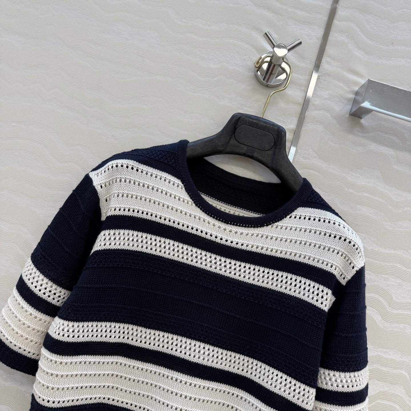 高端原单品质❤️高定紫标RL26早春新品。高智感气质海军蓝条纹套裙！品质控必入。定制天丝棉纱线细腻质感无