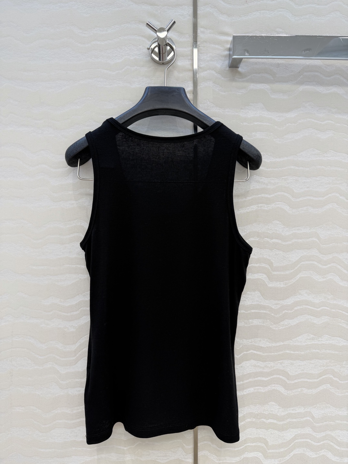 高端原单品质，马吉MM 纸片人穿搭！进口亚麻莱赛尔背心！超级显瘦神器！极简叠搭单品！徽标logo低调奢华