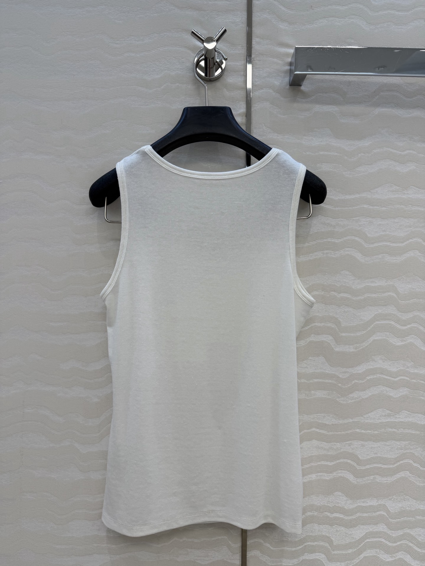 高端原单品质，马吉MM 纸片人穿搭！进口亚麻莱赛尔背心！超级显瘦神器！极简叠搭单品！徽标logo低调奢华