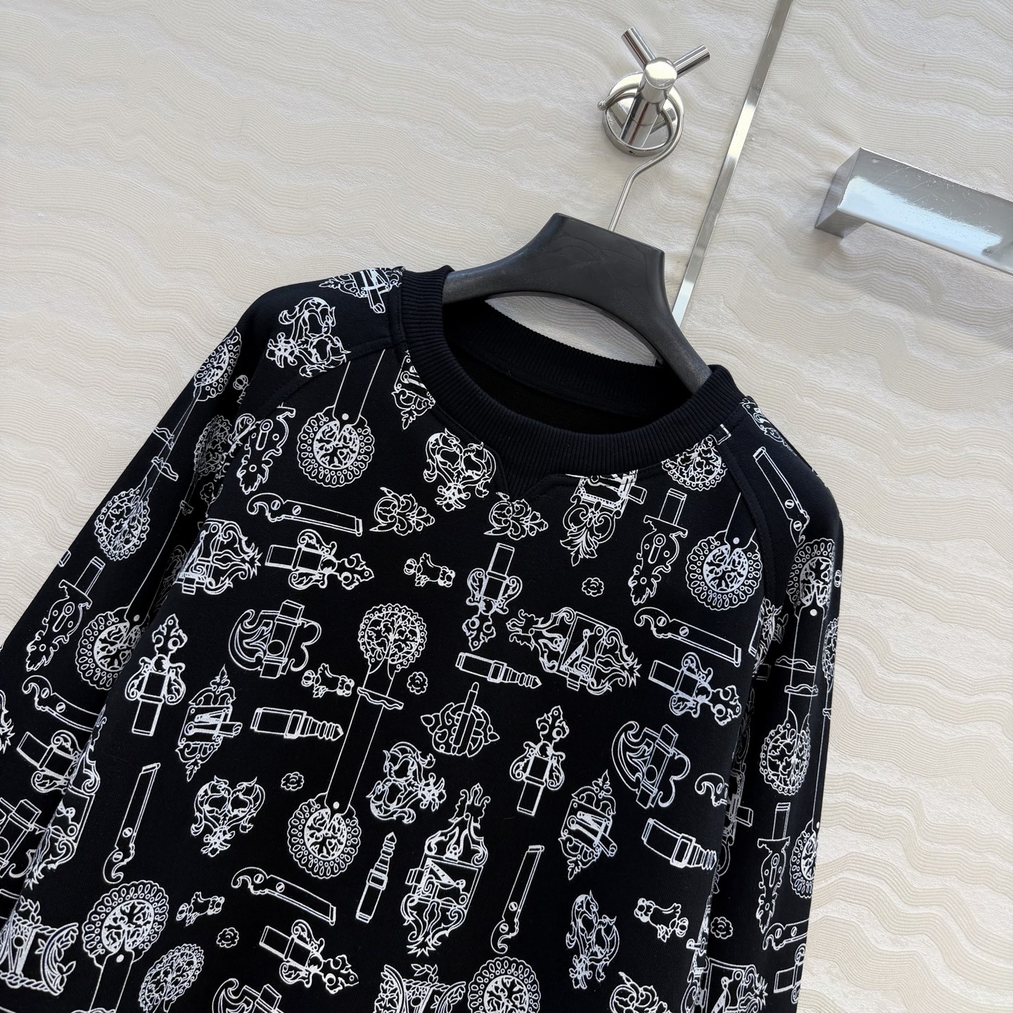 独家首发，高端原单品质❤️H26s早春新品。Coachinng Remix系列印花泽西棉圆领卫衣。减龄运