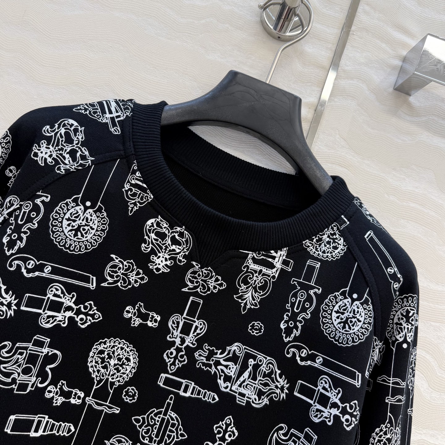 独家首发，高端原单品质❤️H26s早春新品。Coachinng Remix系列印花泽西棉圆领卫衣。减龄运