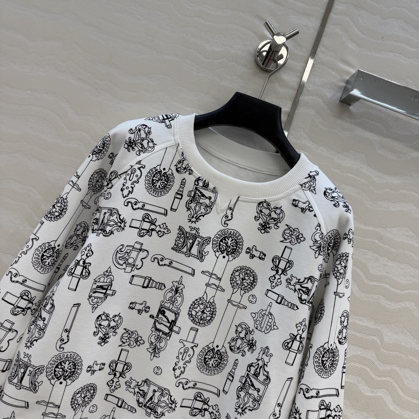 独家首发，高端原单品质❤️H26s早春新品。Coachinng Remix系列印花泽西棉圆领卫衣。减龄运