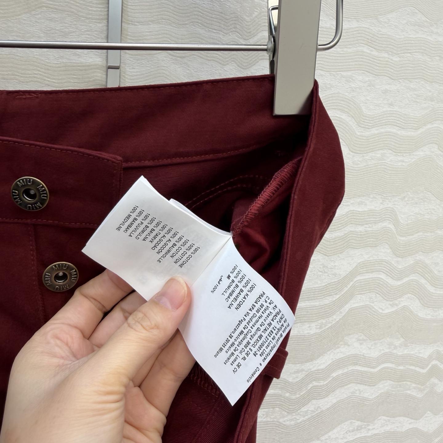 原单品质❤️miu系少女穿搭！26s早春新品，新年限定本命红穿搭❤️痞帅直筒牛仔裤减龄时髦又帅气！后口袋