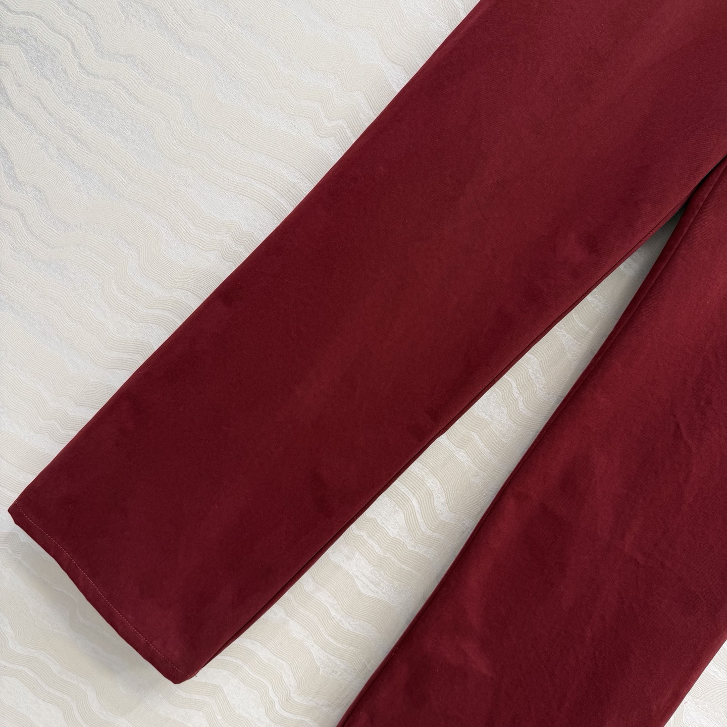 原单品质❤️miu系少女穿搭！26s早春新品，新年限定本命红穿搭❤️痞帅直筒牛仔裤减龄时髦又帅气！后口袋