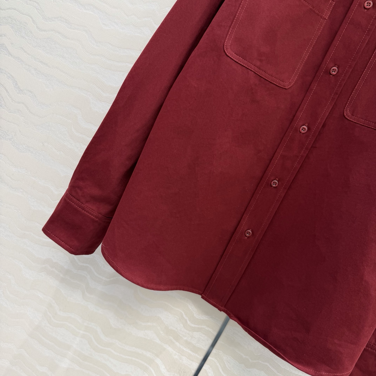 原单品质❤️miu系少女穿搭！26s早春新品，新年限定本命红穿搭❤️牛仔衬衫外套。overzise宽松版