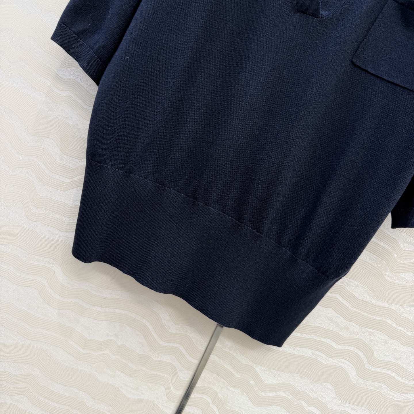 高端原单品质❤️高定紫标RL26早春新品。海军学院风气质翻领小上衣！品质控必入。定制莫代尔桑蚕丝纱线细腻