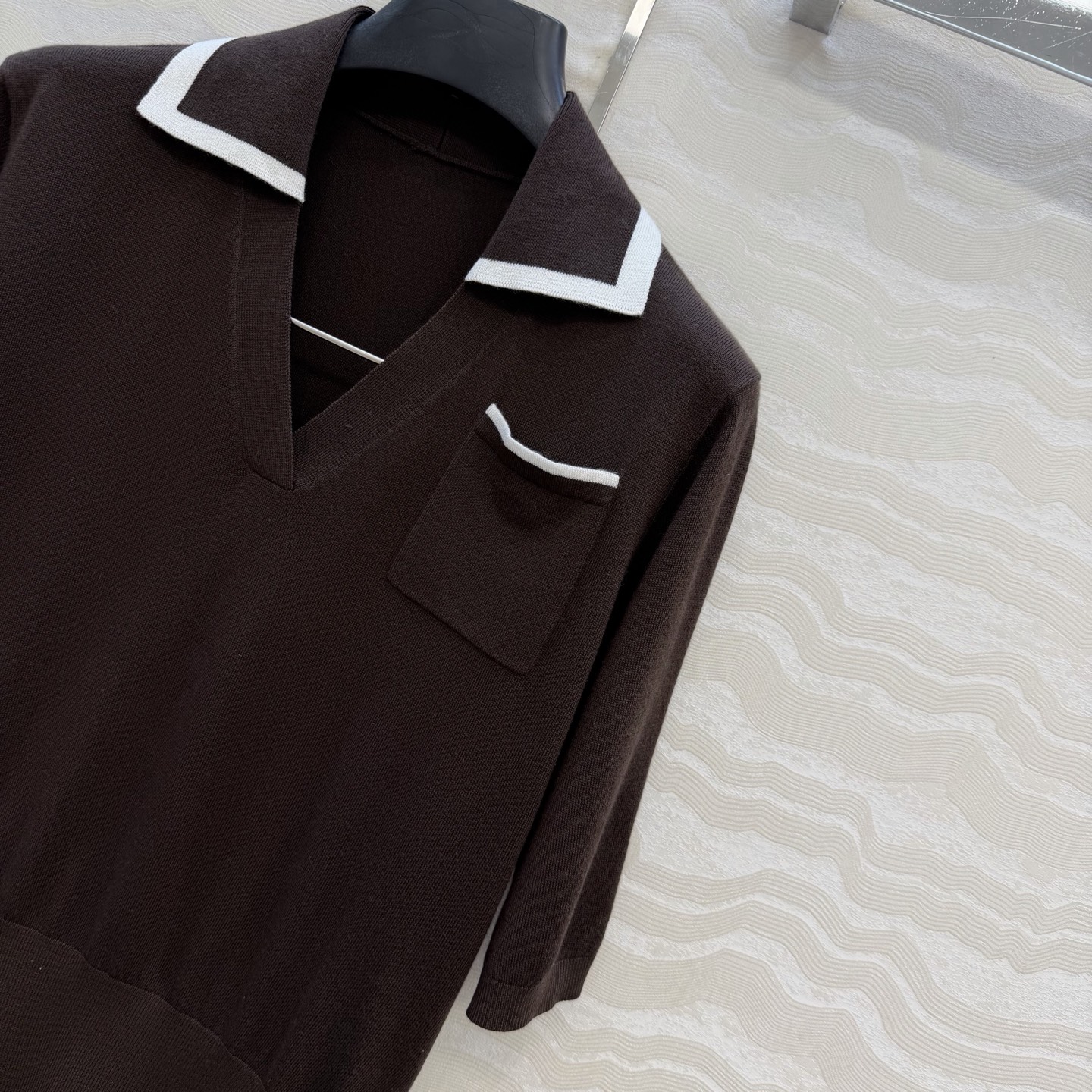 高端原单品质❤️高定紫标RL26早春新品。海军学院风气质翻领小上衣！品质控必入。定制莫代尔桑蚕丝纱线细腻