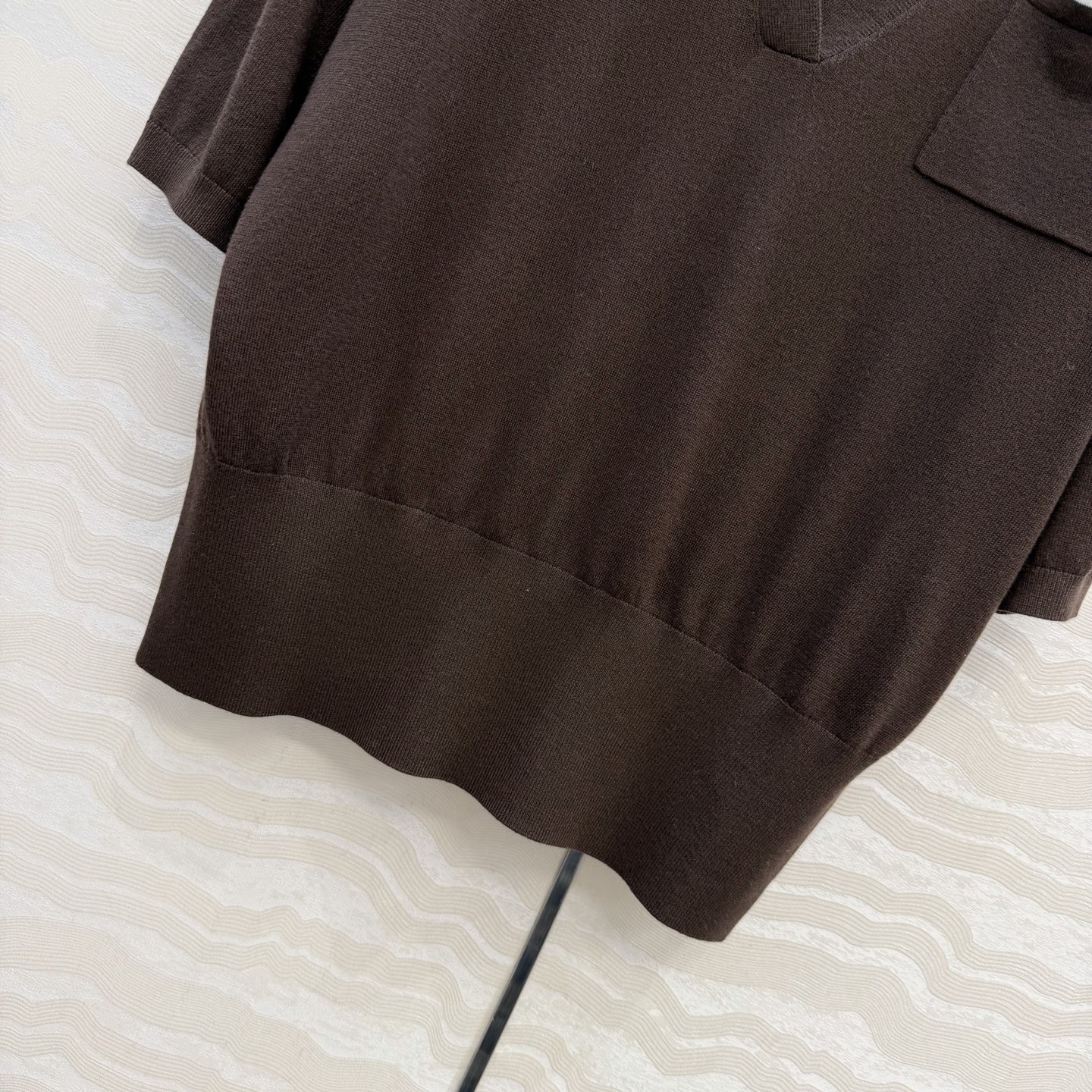 高端原单品质❤️高定紫标RL26早春新品。海军学院风气质翻领小上衣！品质控必入。定制莫代尔桑蚕丝纱线细腻