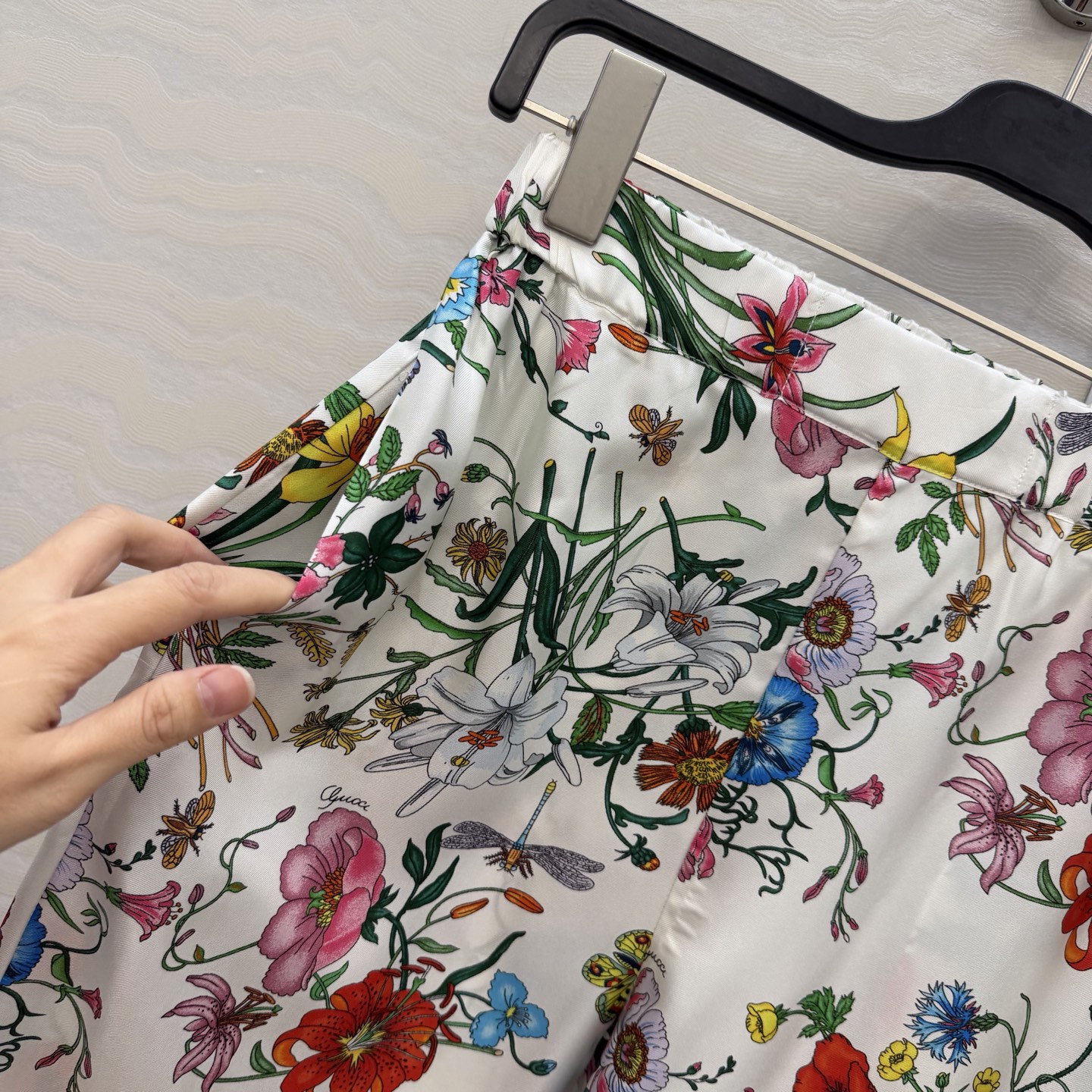 高端原单品质💕26春夏GG花㚏真丝裤！100%真丝斜纹绸，小直筒裤型上身巨显瘦！优雅时髦又高级的调调！白