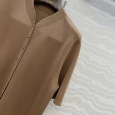 高端原单品质❤️Lp高智感穿搭26s春夏新品!老钱风经典spagna mini短袖外套!四平精纺蚕丝羊毛 高端原单品质❤️Lp高智感穿搭26s春夏新品!老钱风经典spagna mini短袖外套!四平精纺蚕丝羊毛