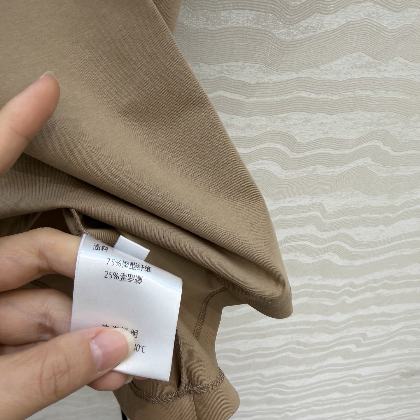 原单品质❤️设计师🧑‍🎨马年限定春夏新品！定位刺绣纯棉T恤！重工艺定位立体刺绣工艺精致高级！进口索罗娜纯