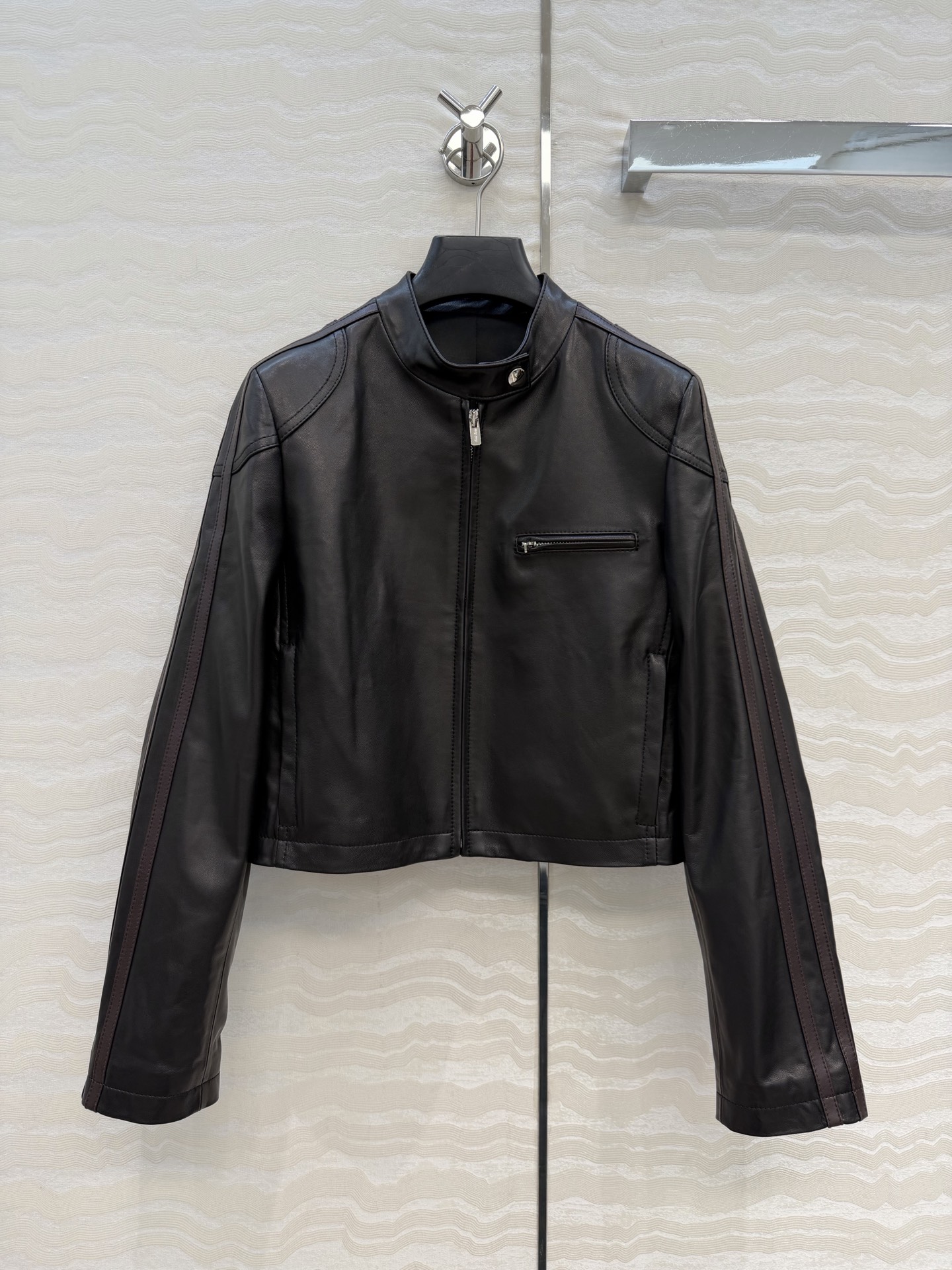 高端原单品质❤️26早春新品miu系少女穿搭！飞行夹克皮衣外套！原版定制顶级进口植鞣100%小羊皮！皮质