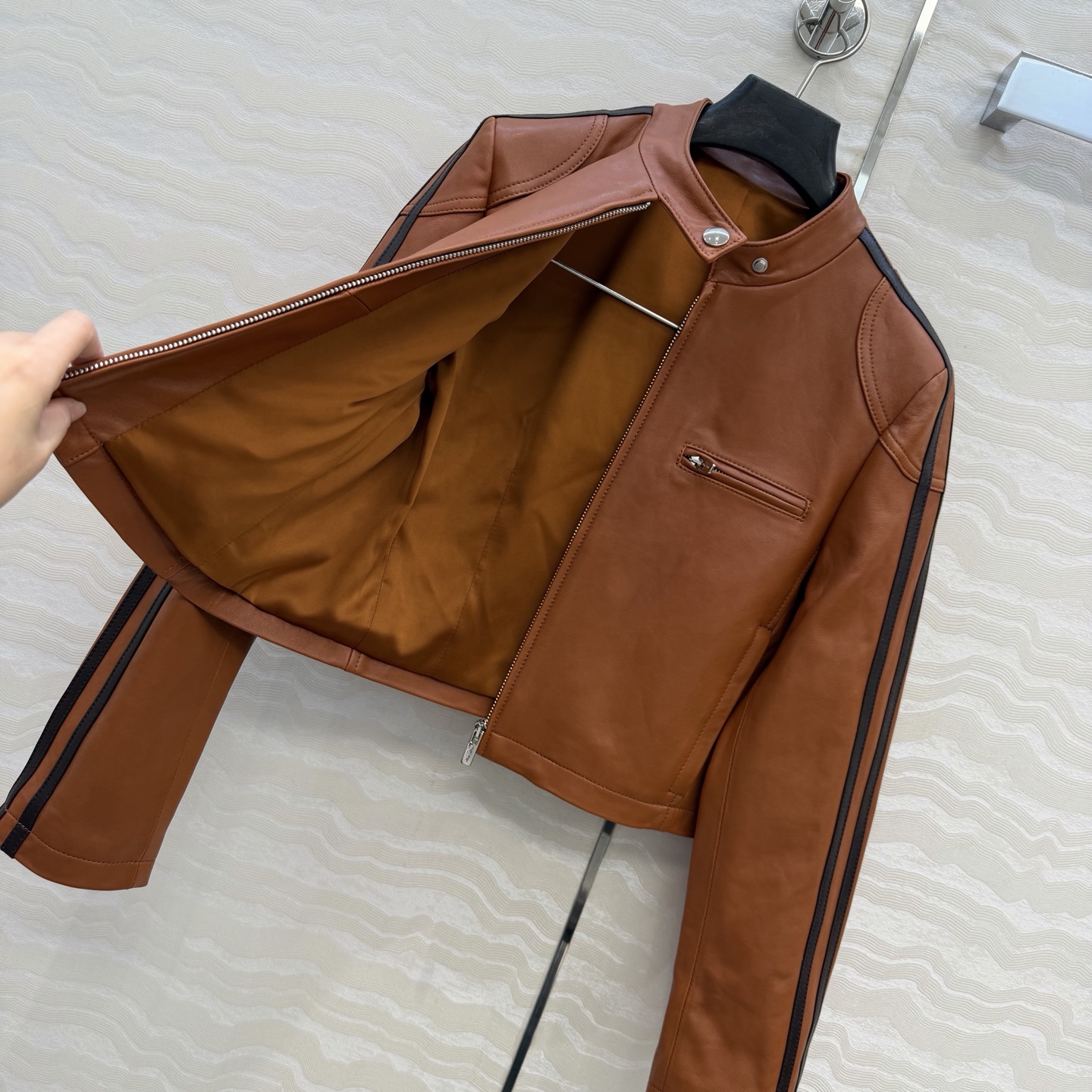 高端原单品质❤️26早春新品miu系少女穿搭！飞行夹克皮衣外套！原版定制顶级进口植鞣100%小羊皮！皮质