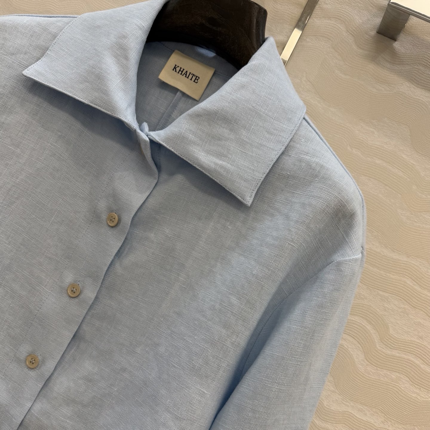 高端原单品质❤️KH极简主义穿搭！时髦精小短款亚麻衬衫！气质翻今细节感满满，进口100%亚麻面料质感细腻
