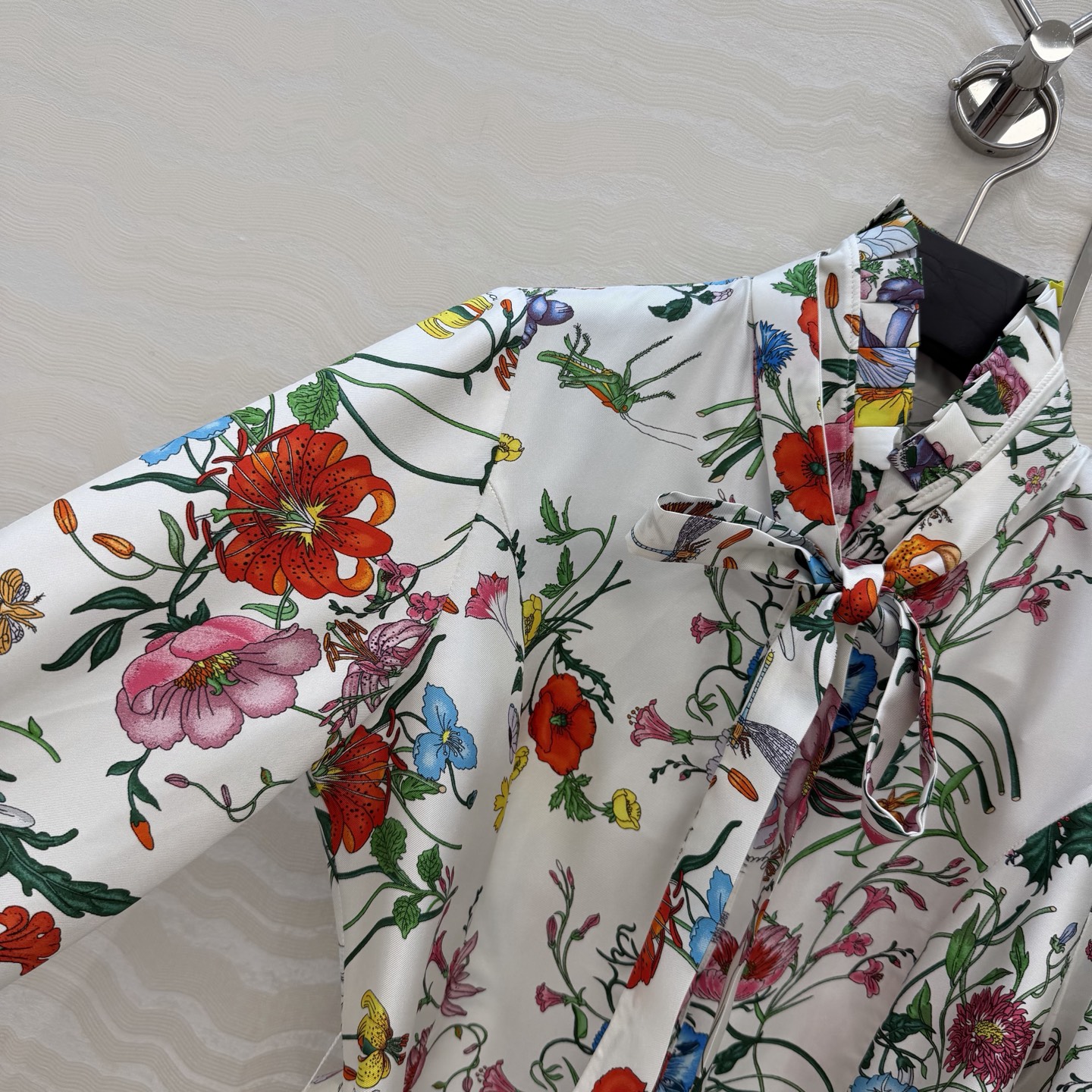 高端原单品质💕26春夏GG花㚏真丝衬衫！100%真丝斜纹绸，气质飘带领结经典版型上身巨显瘦！优雅时髦又高