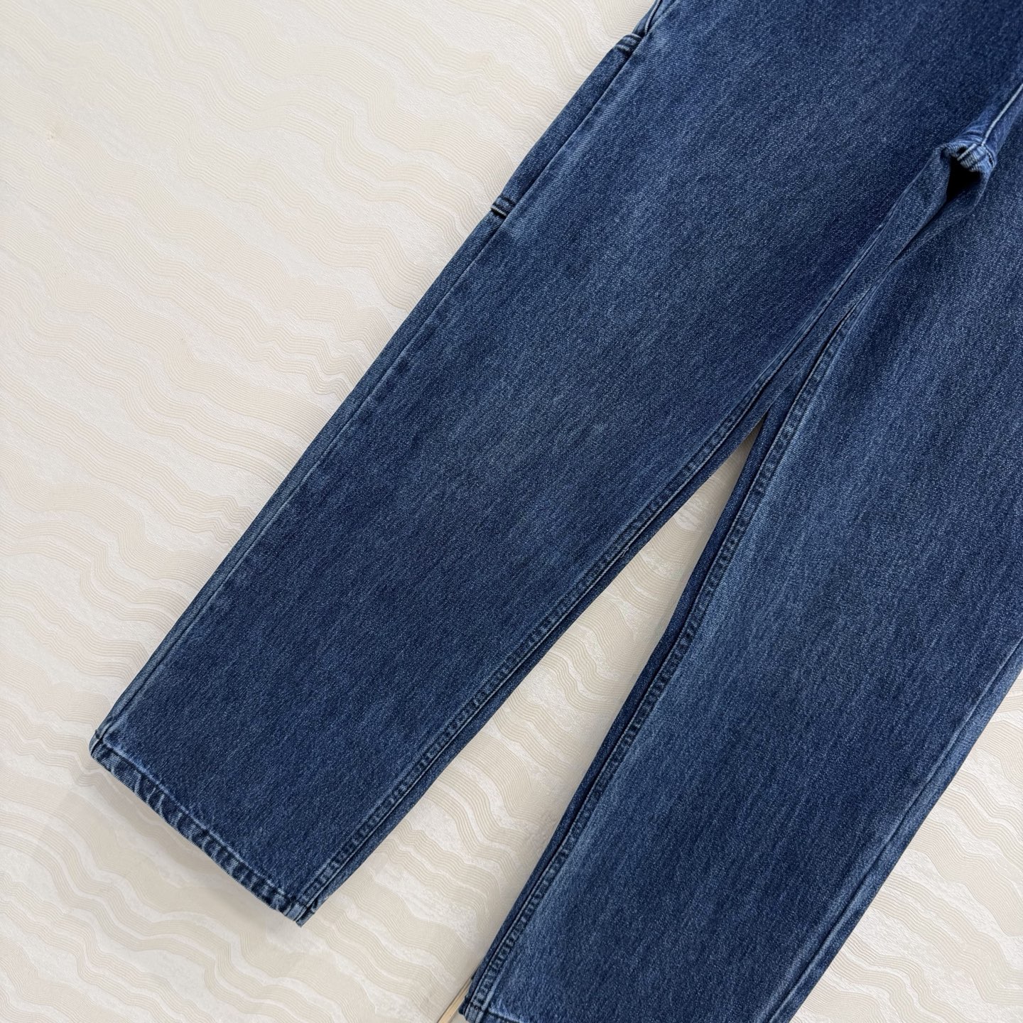 爆单推荐❤️coco女孩26p春夏新品，jennie同款牛仔裤！白富美必入叠搭神器！定制重工立体双C工装