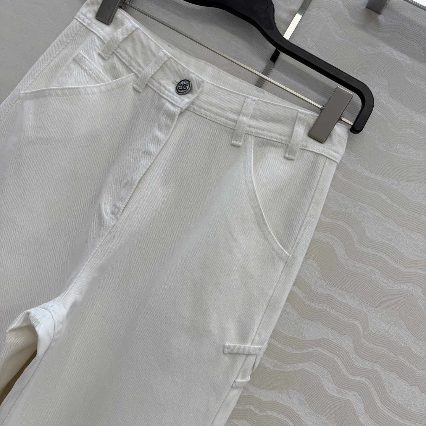 爆单推荐❤️coco女孩26p春夏新品，jennie同款牛仔裤！白富美必入叠搭神器！定制重工立体双C工装