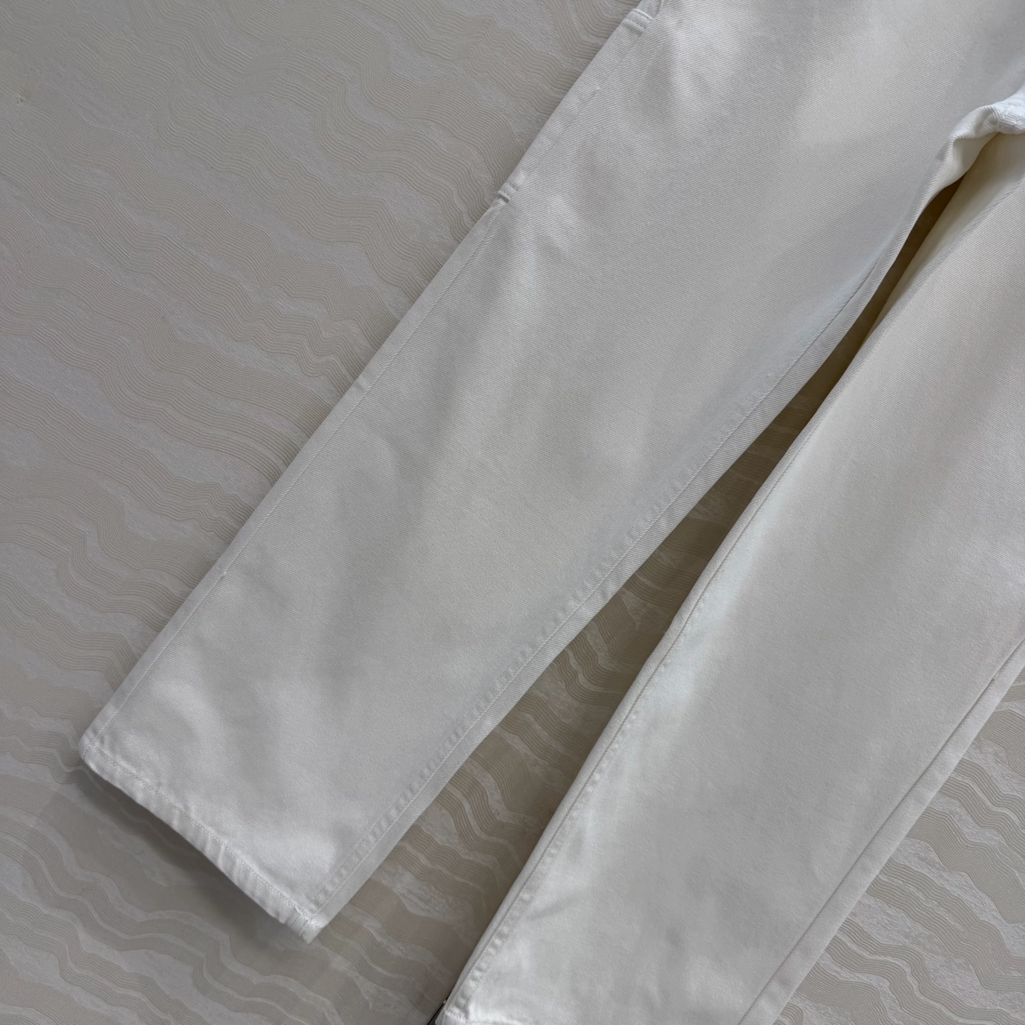 爆单推荐❤️coco女孩26p春夏新品，jennie同款牛仔裤！白富美必入叠搭神器！定制重工立体双C工装