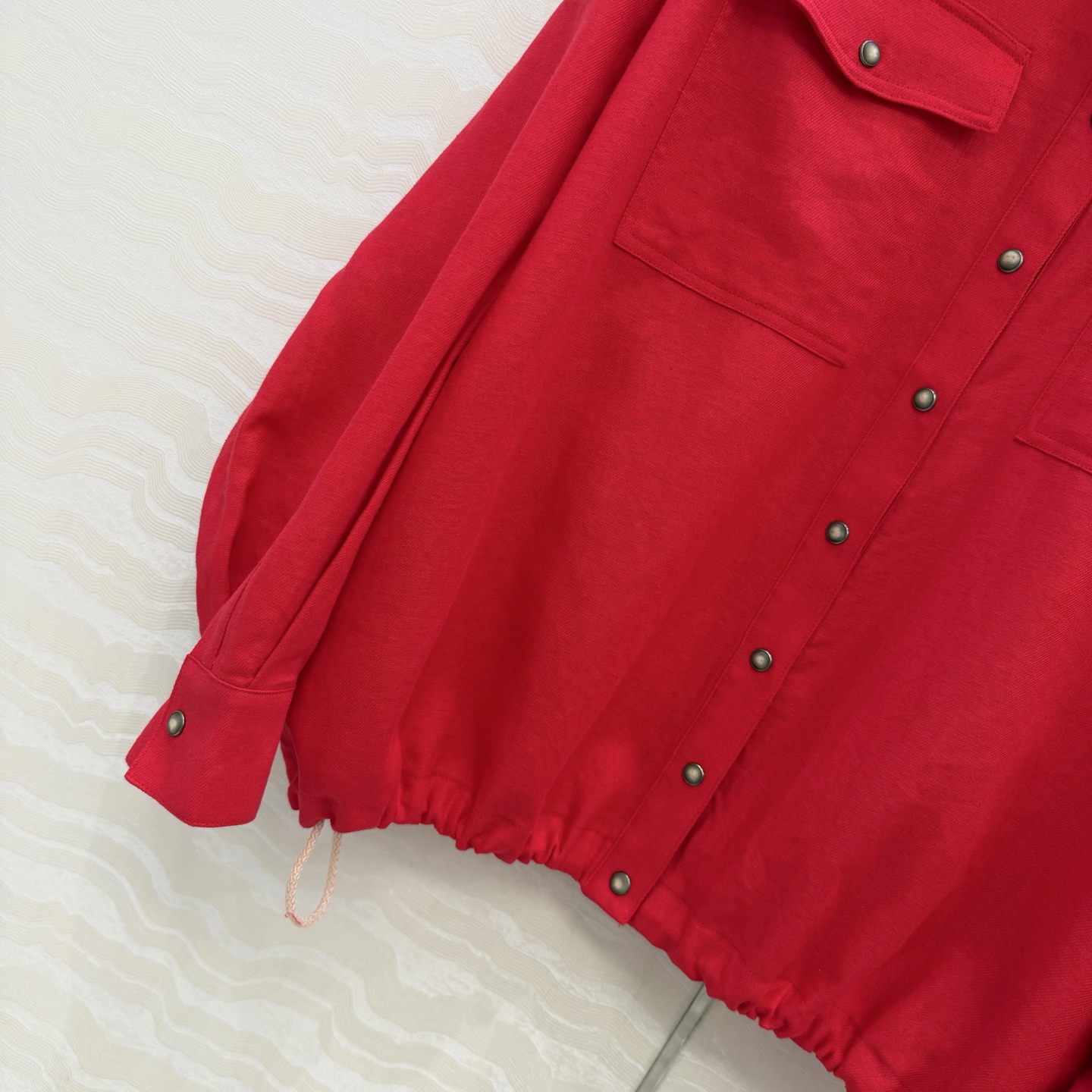 高端原单品质❤️26早春新品，BC长期亚麻套装，落肩设计夹克衬衫外套搭配松紧腰小短裤，下摆可调节设计轻松