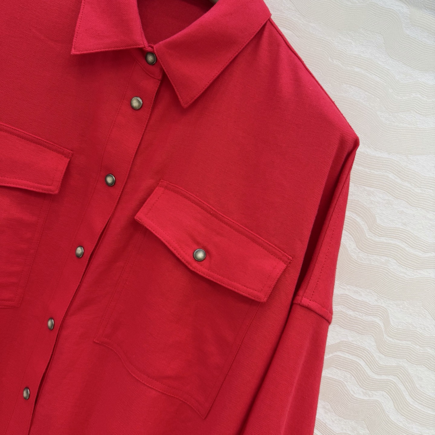 高端原单品质❤️26早春新品，BC长期亚麻套装，落肩设计夹克衬衫外套搭配松紧腰小短裤，下摆可调节设计轻松