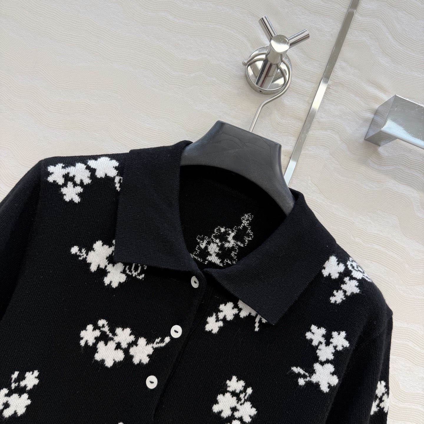 原单品质❤️Coco女孩穿搭，26p新品碎花短袖polo衫！定位提花小翻领设计百搭减龄又时髦！瑞士机18