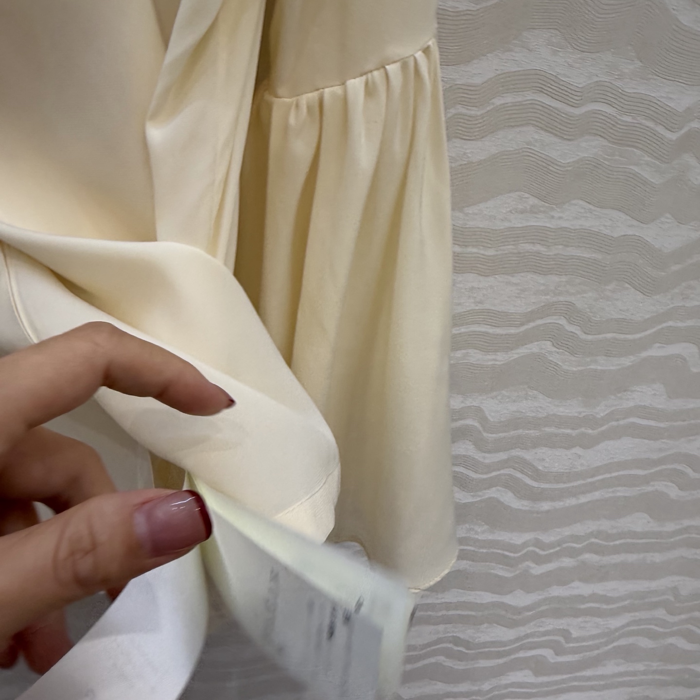 原单品质💕神仙颜值高智感穿搭！MONOGRAM印花飘带领结真丝衬衫！100%真丝！荷花水袖设计上身减龄绝