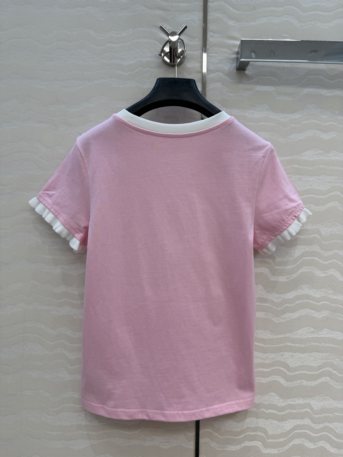 爆款推荐❤️原单品质，G印花logo花边T恤，时髦精必备单品解锁所有穿搭！原版定制撞色针织包边工艺。定位