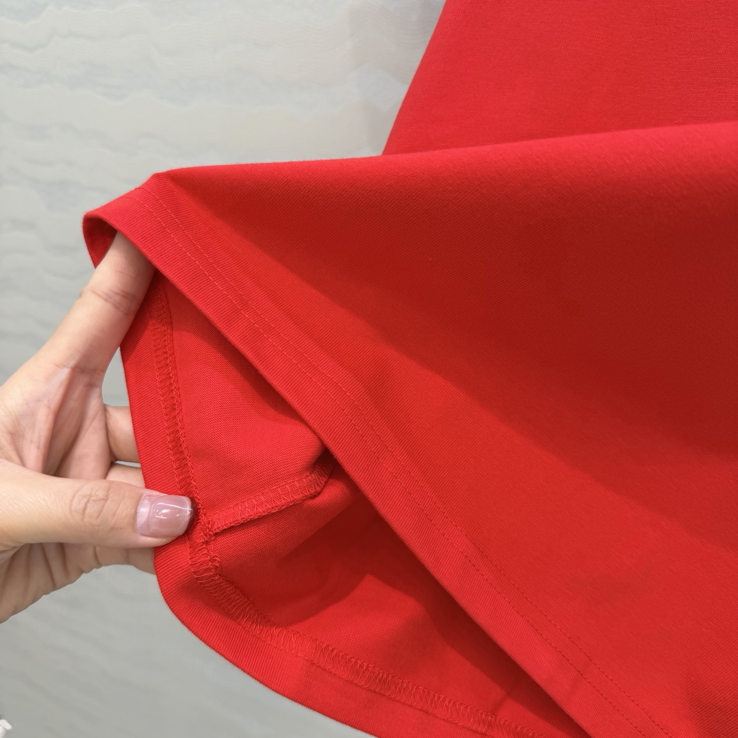 爆款推荐❤️原单品质，G印花logo花边T恤，时髦精必备单品解锁所有穿搭！原版定制撞色针织包边工艺。定位