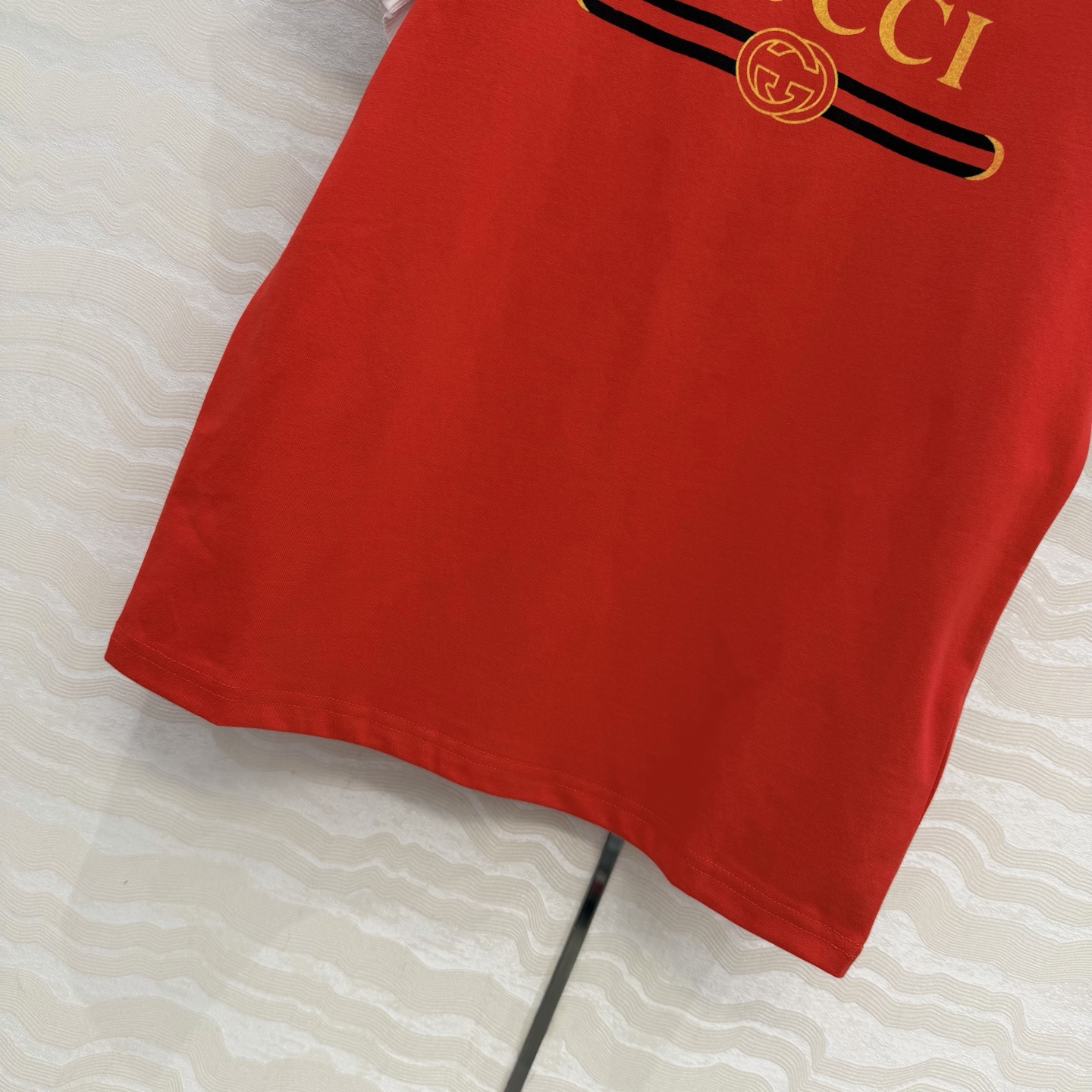 爆款推荐❤️原单品质，G印花logo花边T恤，时髦精必备单品解锁所有穿搭！原版定制撞色针织包边工艺。定位