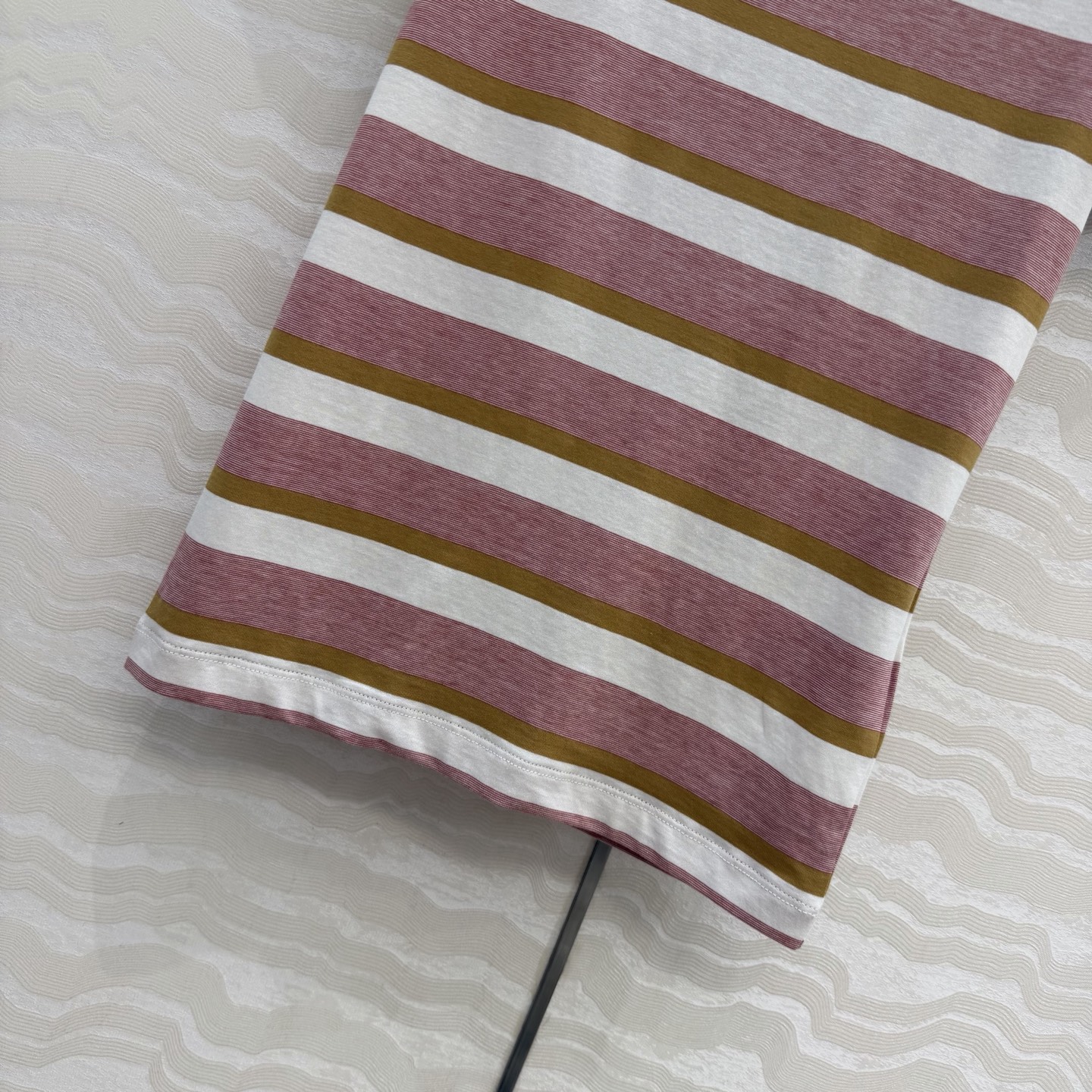 原单品质❤️PR高智感穿搭！26春夏新品，三色条色织短袖T恤，经典百搭减龄又时髦！定织纯棉面料！学院风少