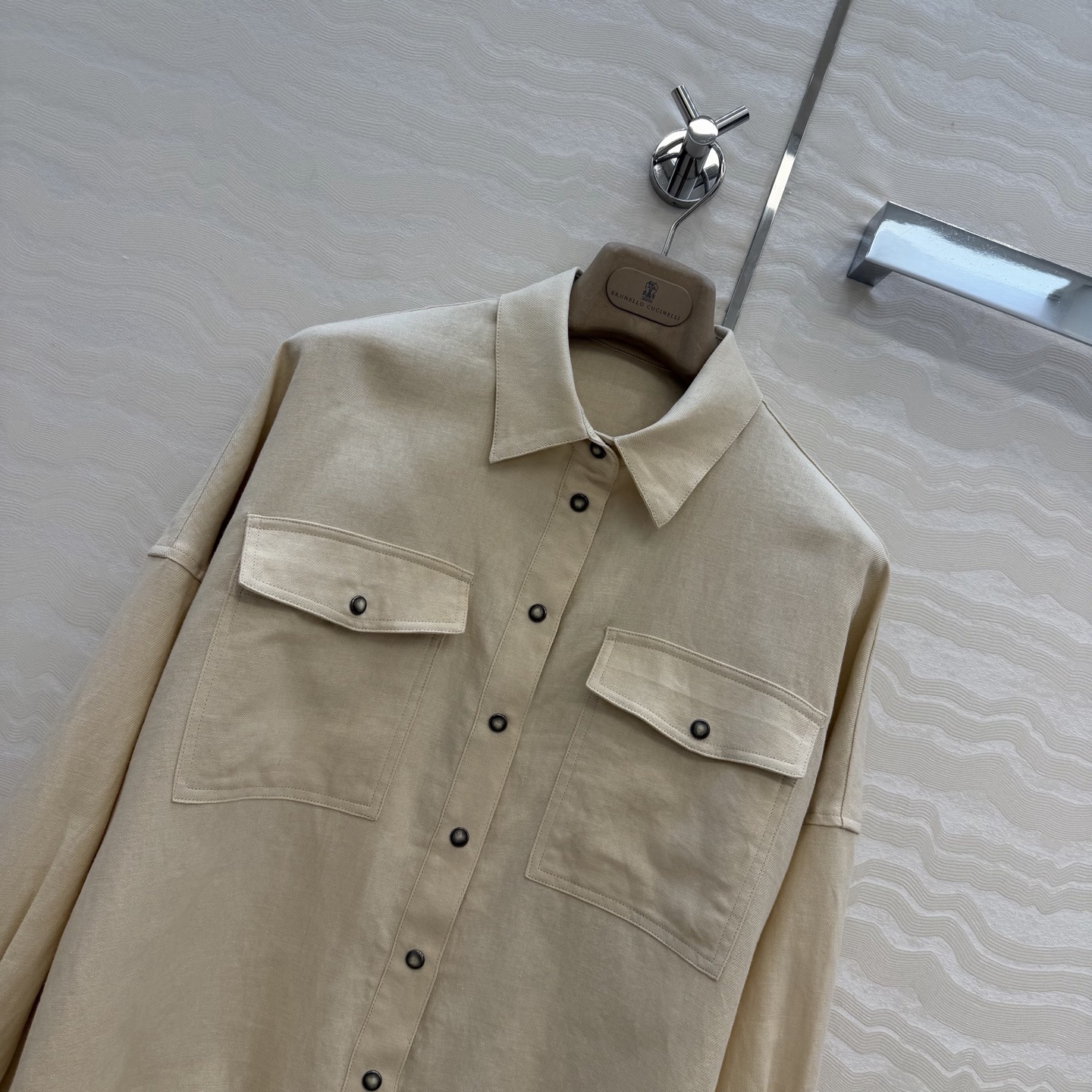 高端原单品质❤️26早春新品，BC长期亚麻套装，落肩设计夹克衬衫外套搭配松紧腰小短裤，下摆可调节设计轻松