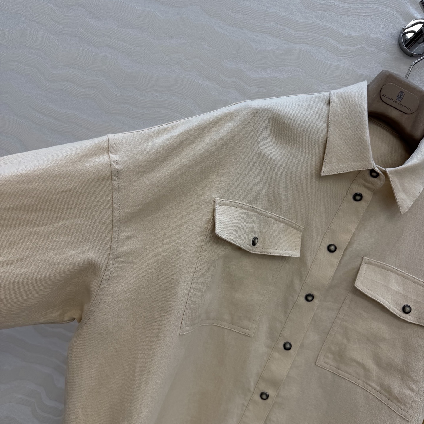 高端原单品质❤️26早春新品，BC长期亚麻套装，落肩设计夹克衬衫外套搭配松紧腰小短裤，下摆可调节设计轻松