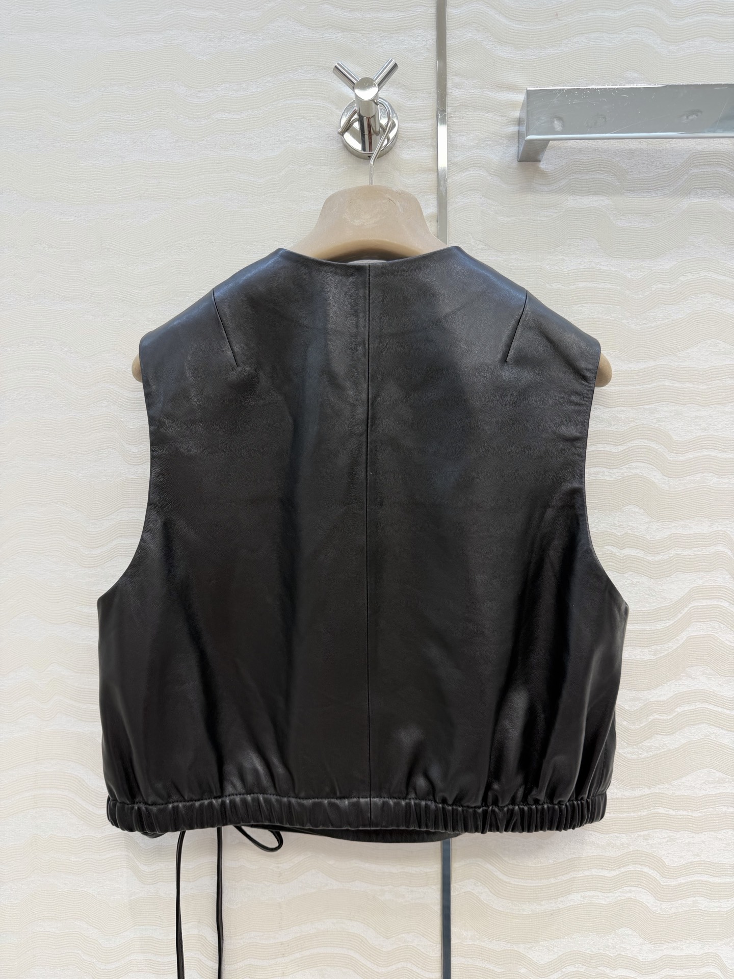 原单品质❤️行走的高定 Bc老钱风穿搭真皮马甲上衣，高智感优雅气质慵懒自在的氛围感！极简老钱风穿搭，10