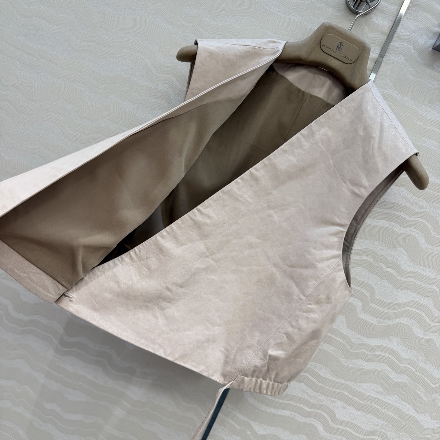 原单品质❤️行走的高定 Bc老钱风穿搭真皮马甲上衣，高智感优雅气质慵懒自在的氛围感！极简老钱风穿搭，10