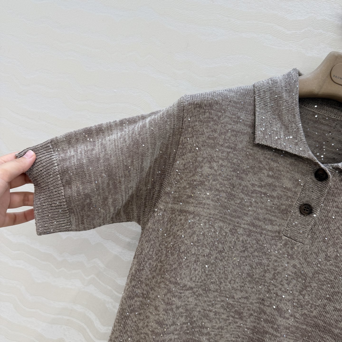 原单品质❤️行走的高定 Bc老钱风穿搭，高智感优雅气质polo领上衣。慵懒自在的氛围感！极简老钱风穿搭，