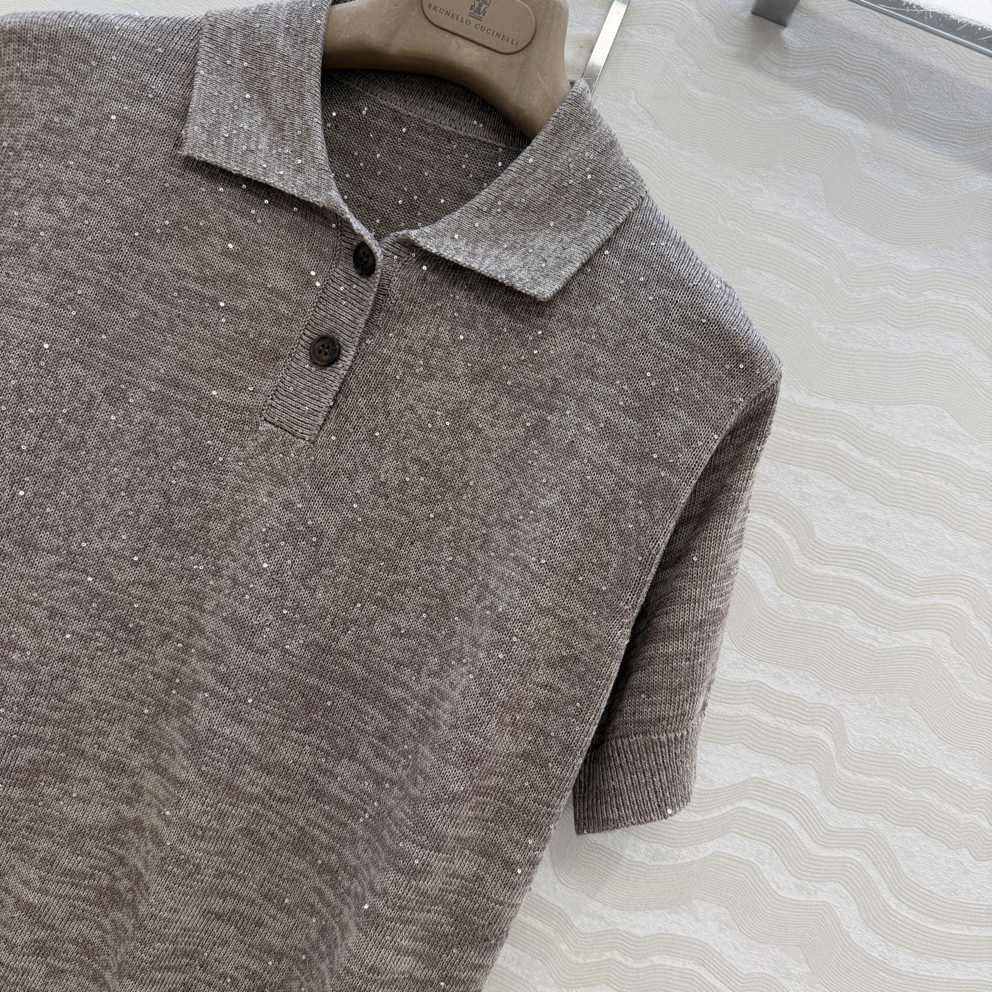 原单品质❤️行走的高定 Bc老钱风穿搭，高智感优雅气质polo领上衣。慵懒自在的氛围感！极简老钱风穿搭，