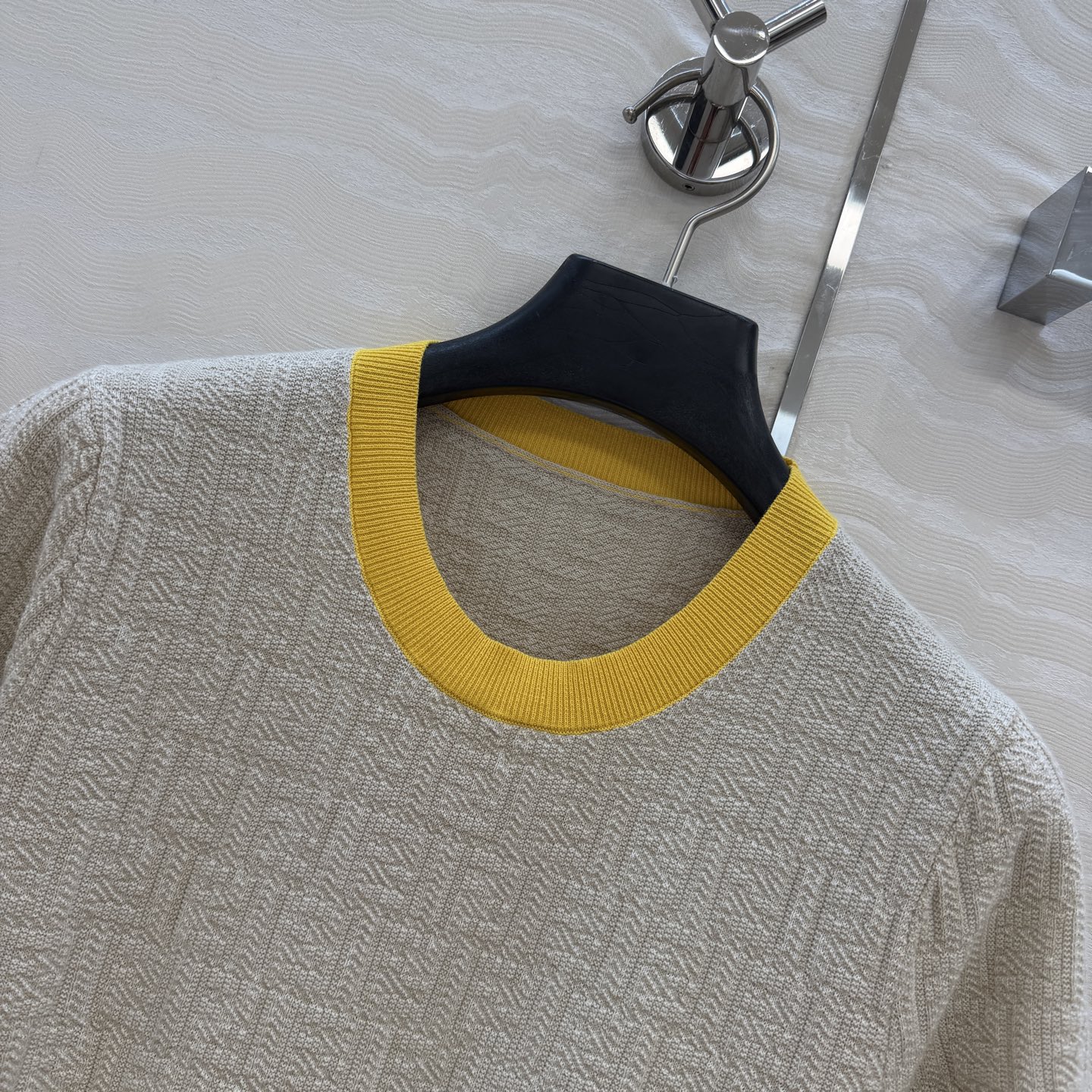 原单品质❤️FF唐嫣同款春夏新品。立体针织上衣！马卡龙配色夏日气息满满！双织纯棉蚕丝纱线细腻柔软的手感无