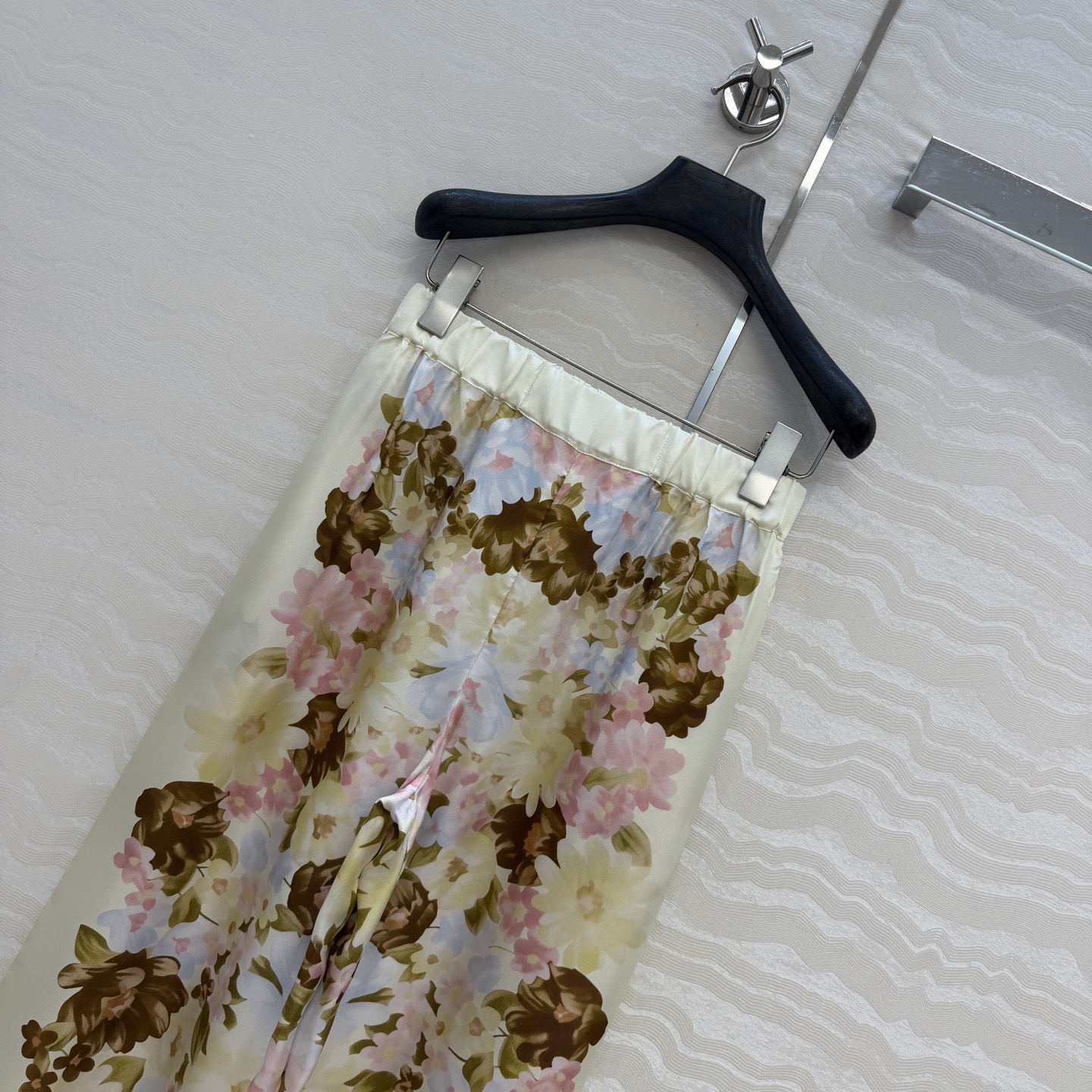 爆单推荐❤️原单品质，Ringmaster古董系列定位印花真丝裤！复古油画花㚏印花高级气息满满！100%