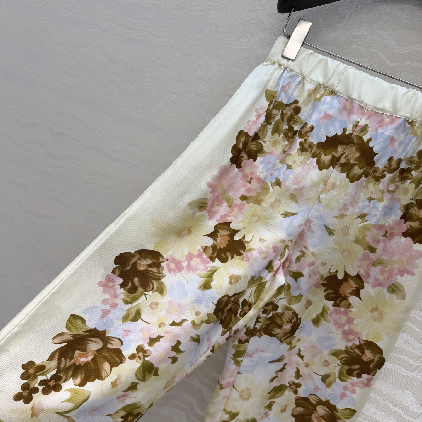 爆单推荐❤️原单品质，Ringmaster古董系列定位印花真丝裤！复古油画花㚏印花高级气息满满！100%