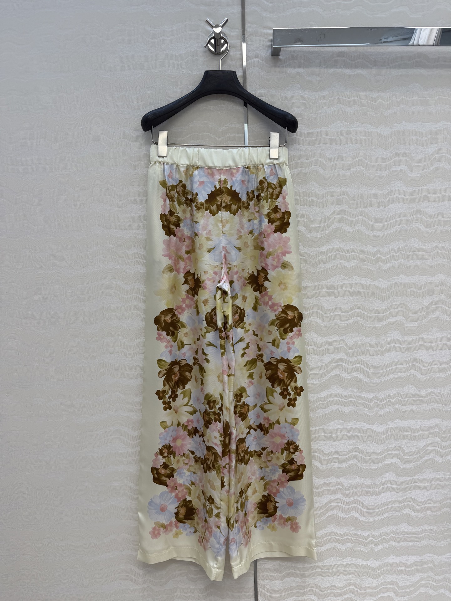 爆单推荐❤️原单品质，Ringmaster古董系列定位印花真丝裤！复古油画花㚏印花高级气息满满！100%