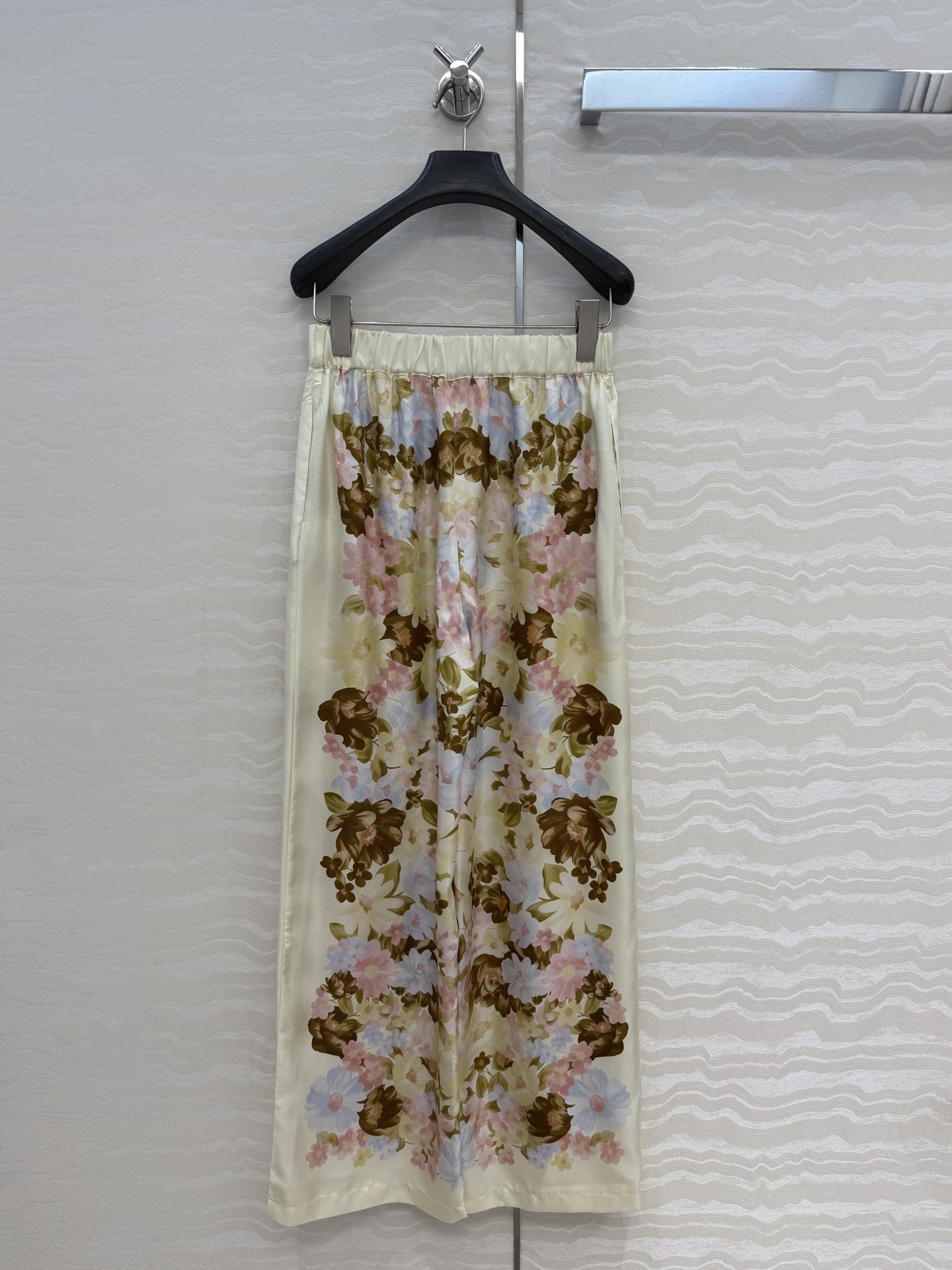 爆单推荐❤️原单品质，Ringmaster古董系列定位印花真丝裤！复古油画花㚏印花高级气息满满！100%