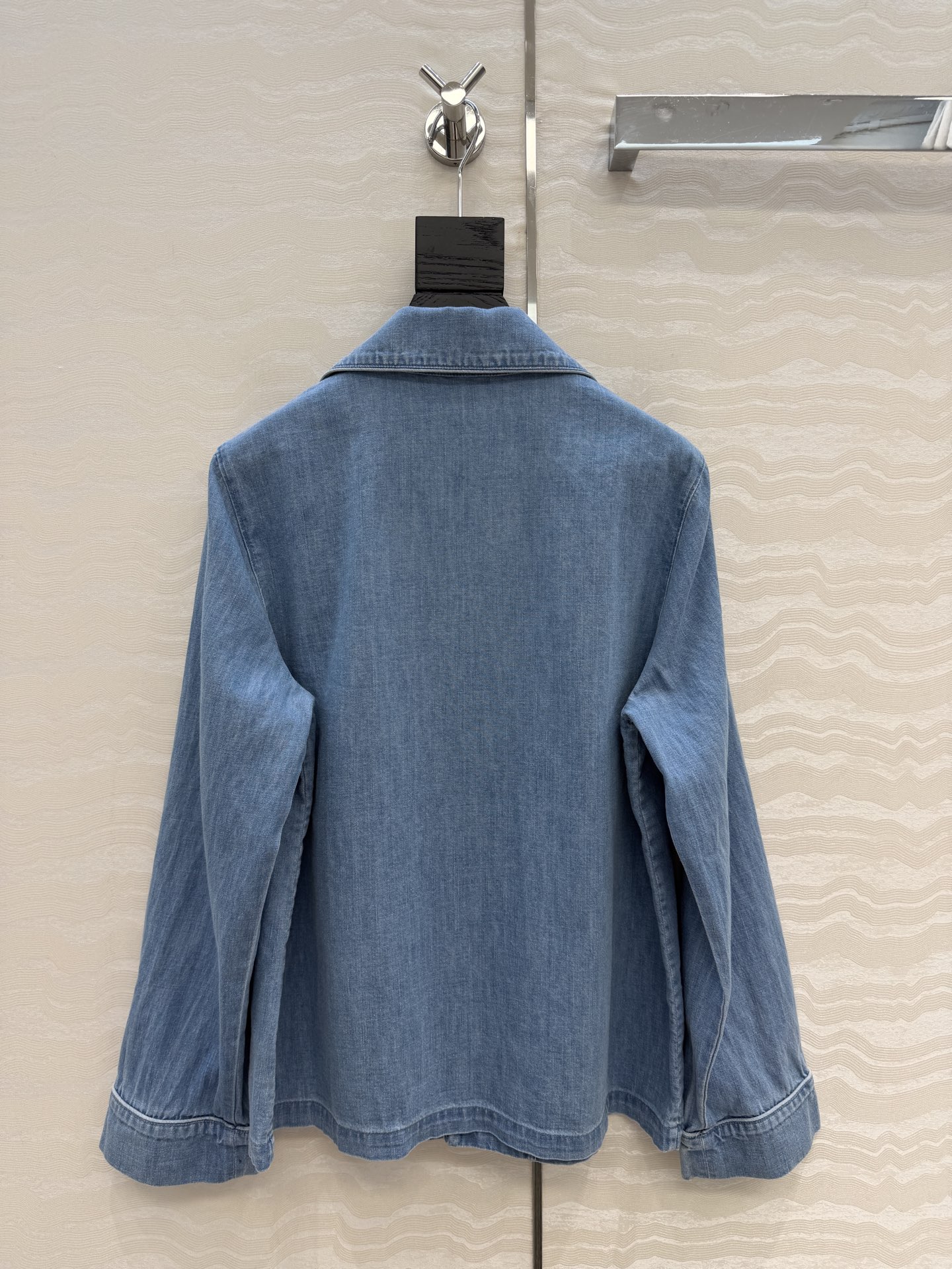 高端原单品质❤️slp时髦精穿搭！夏日丹宁牛仔衬衫外套！定位刺绣字母，超爱知识分子时髦风！气质翻领经典宽