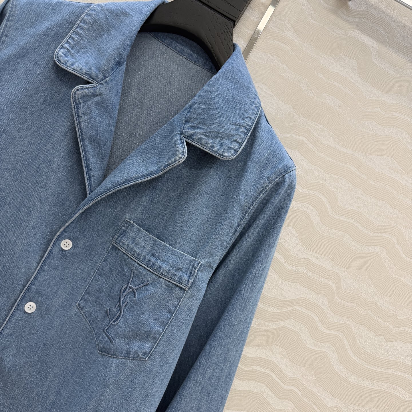 高端原单品质❤️slp时髦精穿搭！夏日丹宁牛仔衬衫外套！定位刺绣字母，超爱知识分子时髦风！气质翻领经典宽