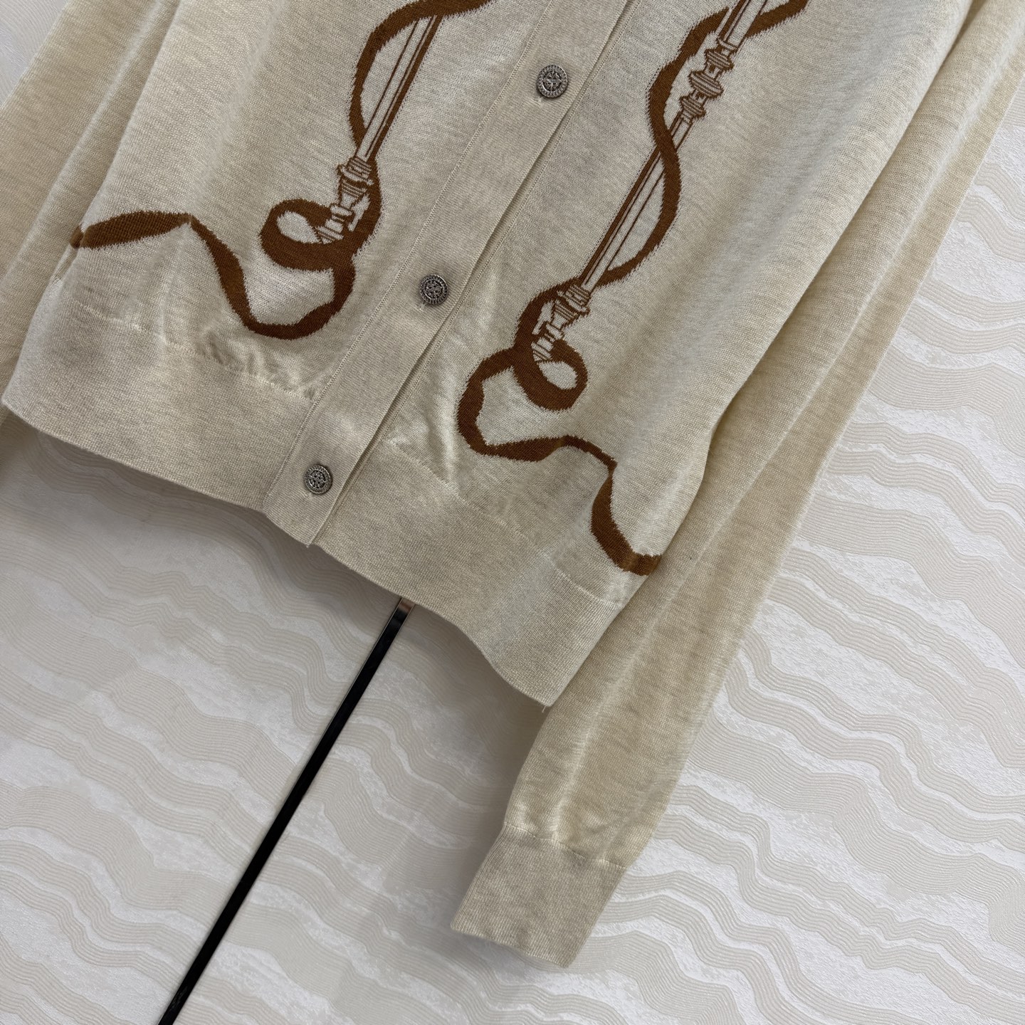 爆单推荐❤️原单品质，H26s早春新品！16针羊毛针织小开衫。100%美丽奴羊毛纱线细腻柔软的手感无敌赞