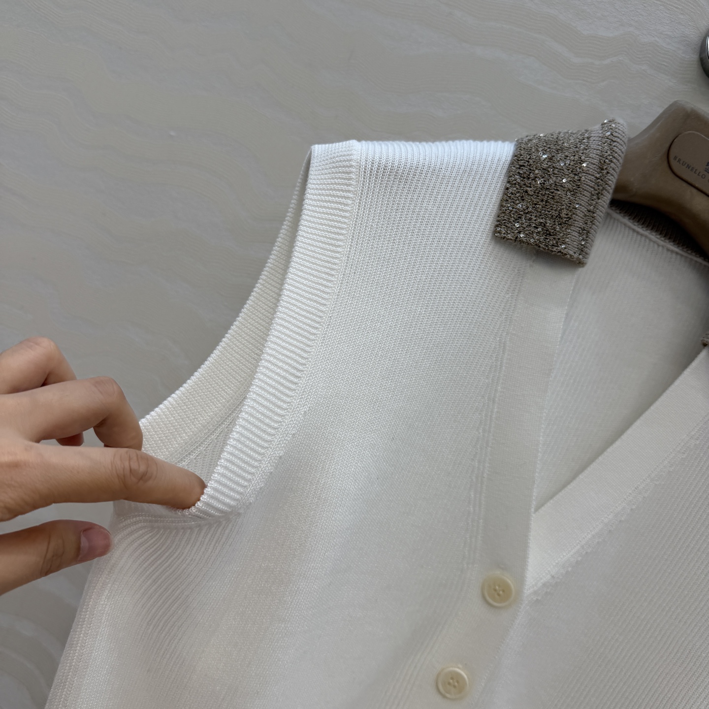 原单原单品质❤️行走的高定 Bc老钱风穿搭，高智感优雅气质小翻领拼接设计V领马甲上衣。慵懒自在的氛围感！