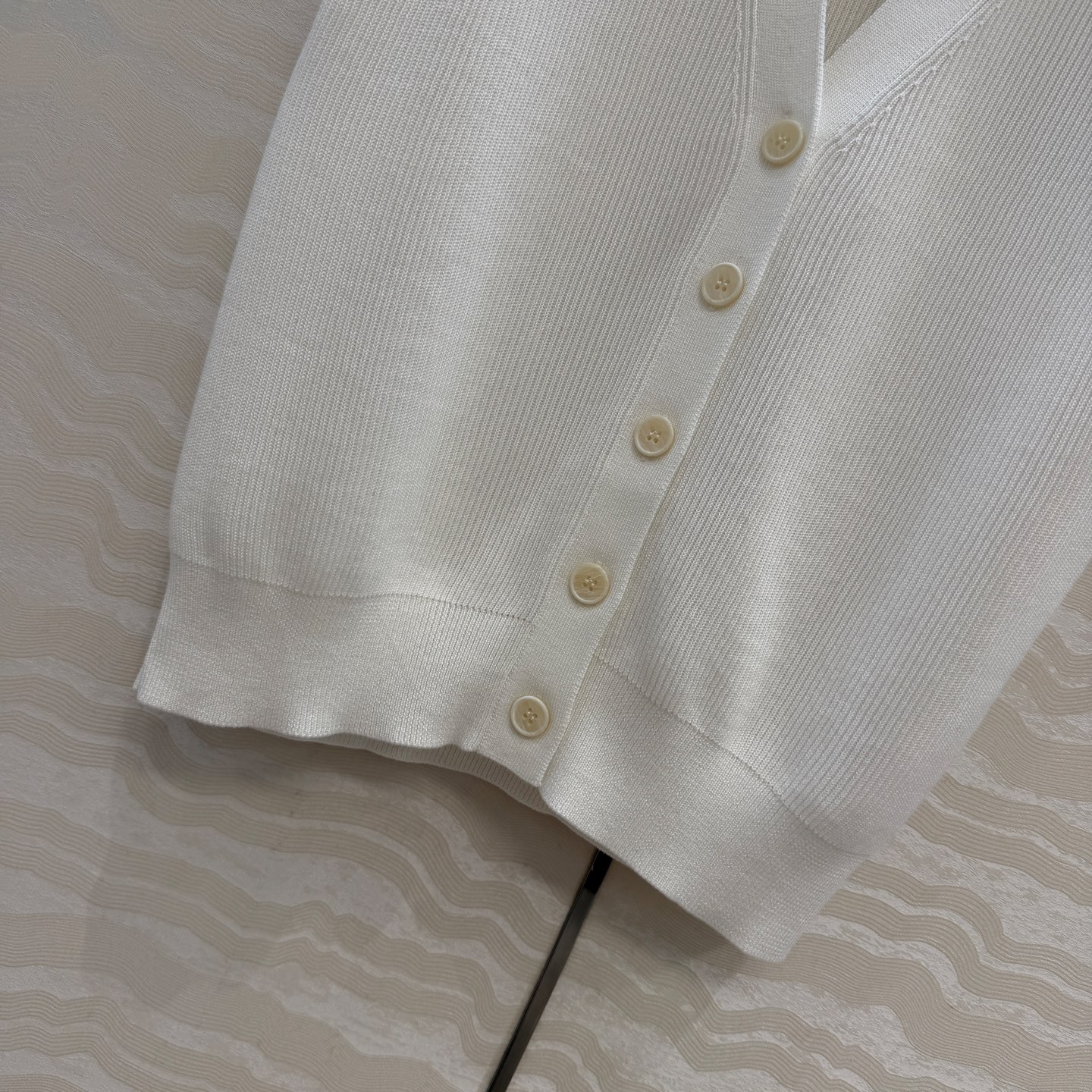 原单原单品质❤️行走的高定 Bc老钱风穿搭，高智感优雅气质小翻领拼接设计V领马甲上衣。慵懒自在的氛围感！