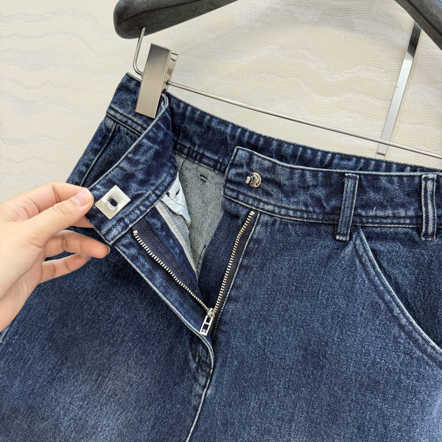 爆单推荐❤️coco女孩26p春夏新品，书包扣直筒牛仔中裤！白富美必入叠搭神器！定制双C工装口袋，复古酵