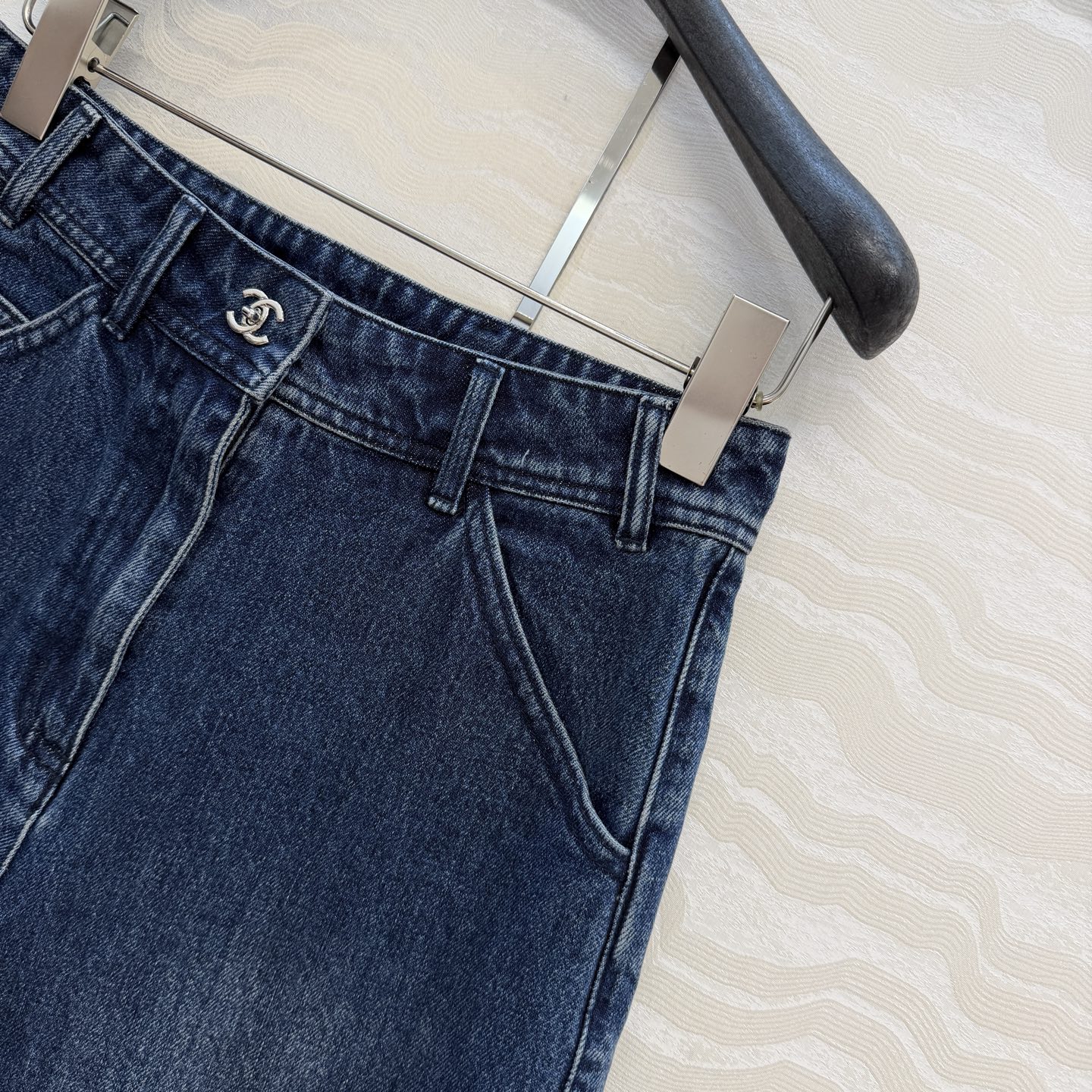 爆单推荐❤️coco女孩26p春夏新品，书包扣直筒牛仔中裤！白富美必入叠搭神器！定制双C工装口袋，复古酵