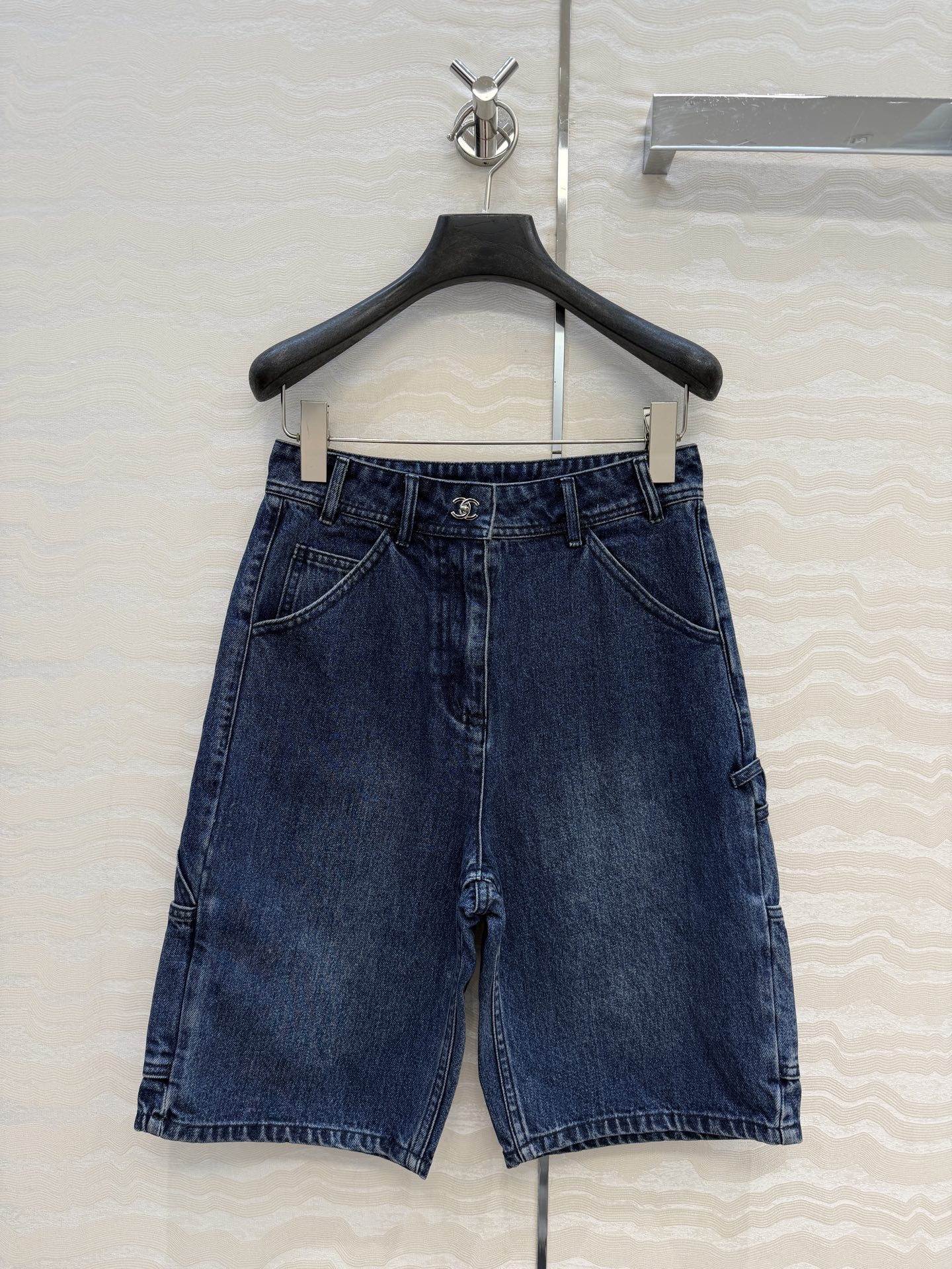 爆单推荐❤️coco女孩26p春夏新品，书包扣直筒牛仔中裤！白富美必入叠搭神器！定制双C工装口袋，复古酵